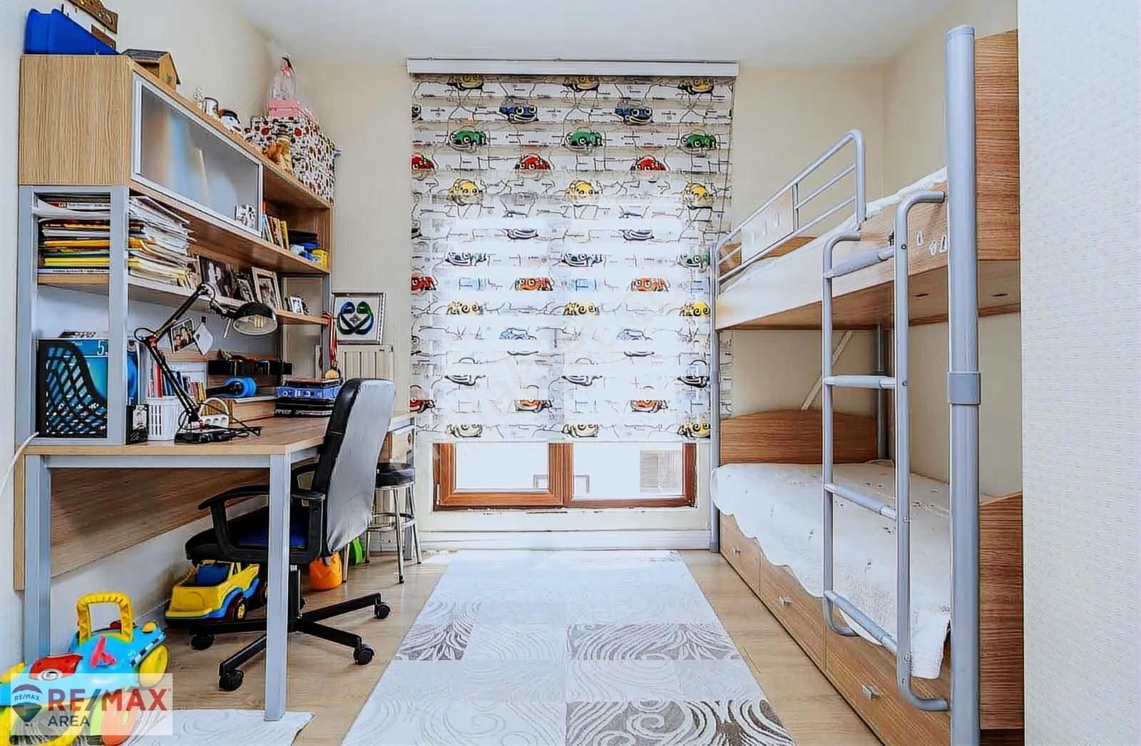 Remax Area Dan Balat Geçitpark Sitesi Satılık Ara Kat 3+1 Daire - Görsel 7