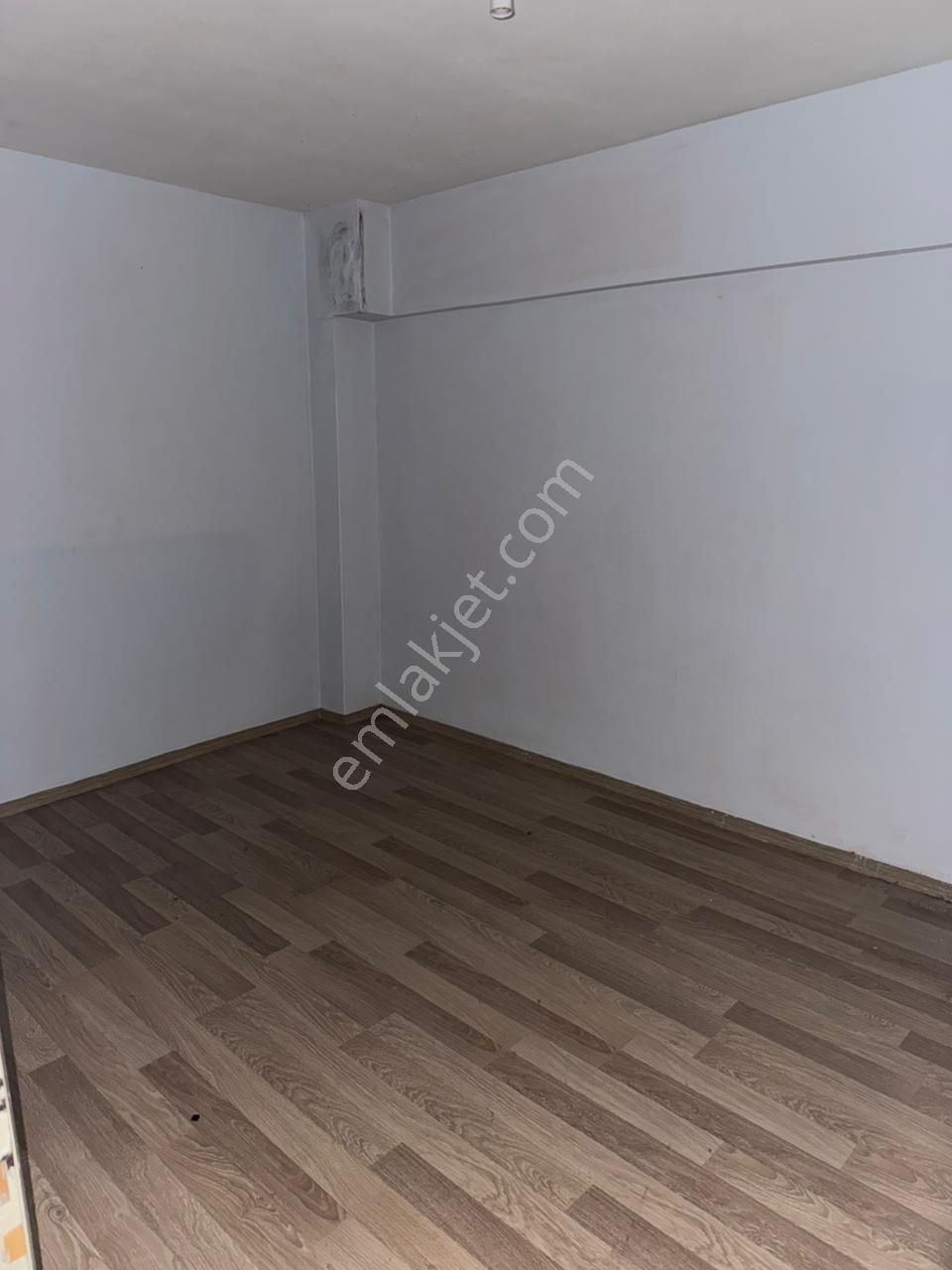 Atatürk Caddesinde Sahibinden Kiralık Eşyasız 3+1 Daire - Görsel 6