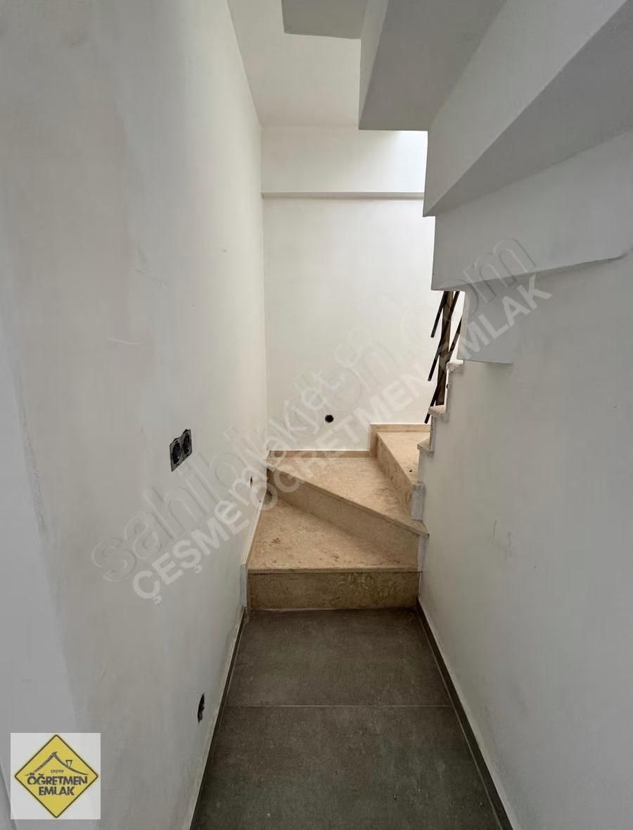 Çeşme Merkeze De Çarşı İçinde Konumu Çok İyi Kiralık Daire - Görsel 3