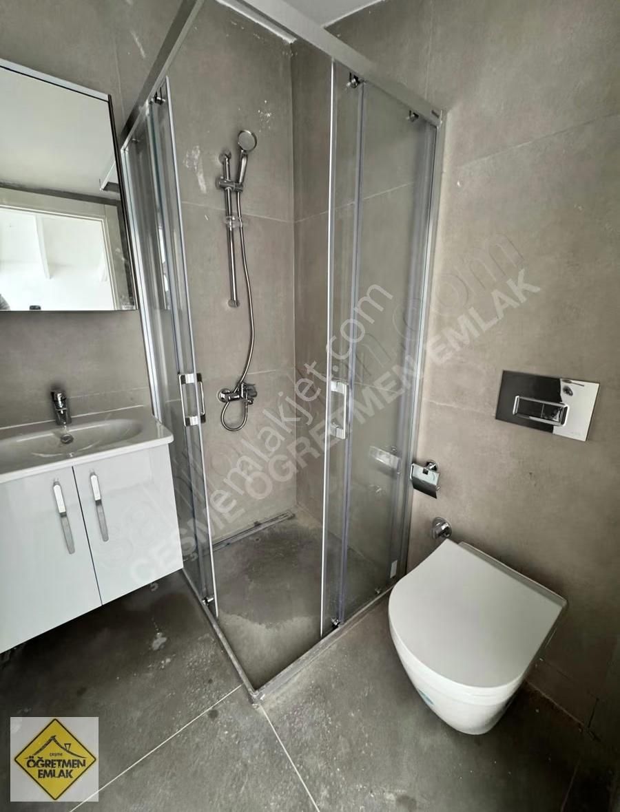 Çeşme Merkeze De Çarşı İçinde Konumu Çok İyi Kiralık Daire - Görsel 8