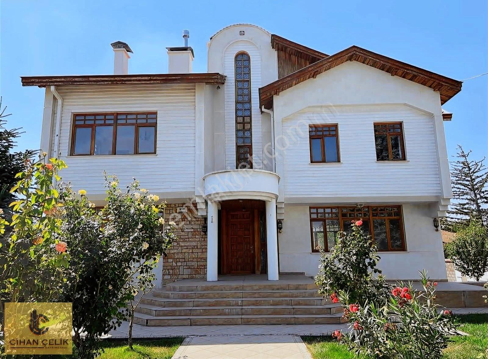 Bu İhtişamlı 2000 M2 Arsa Üzerinde Konumu Harika Emsali Olmayan - Görsel 11