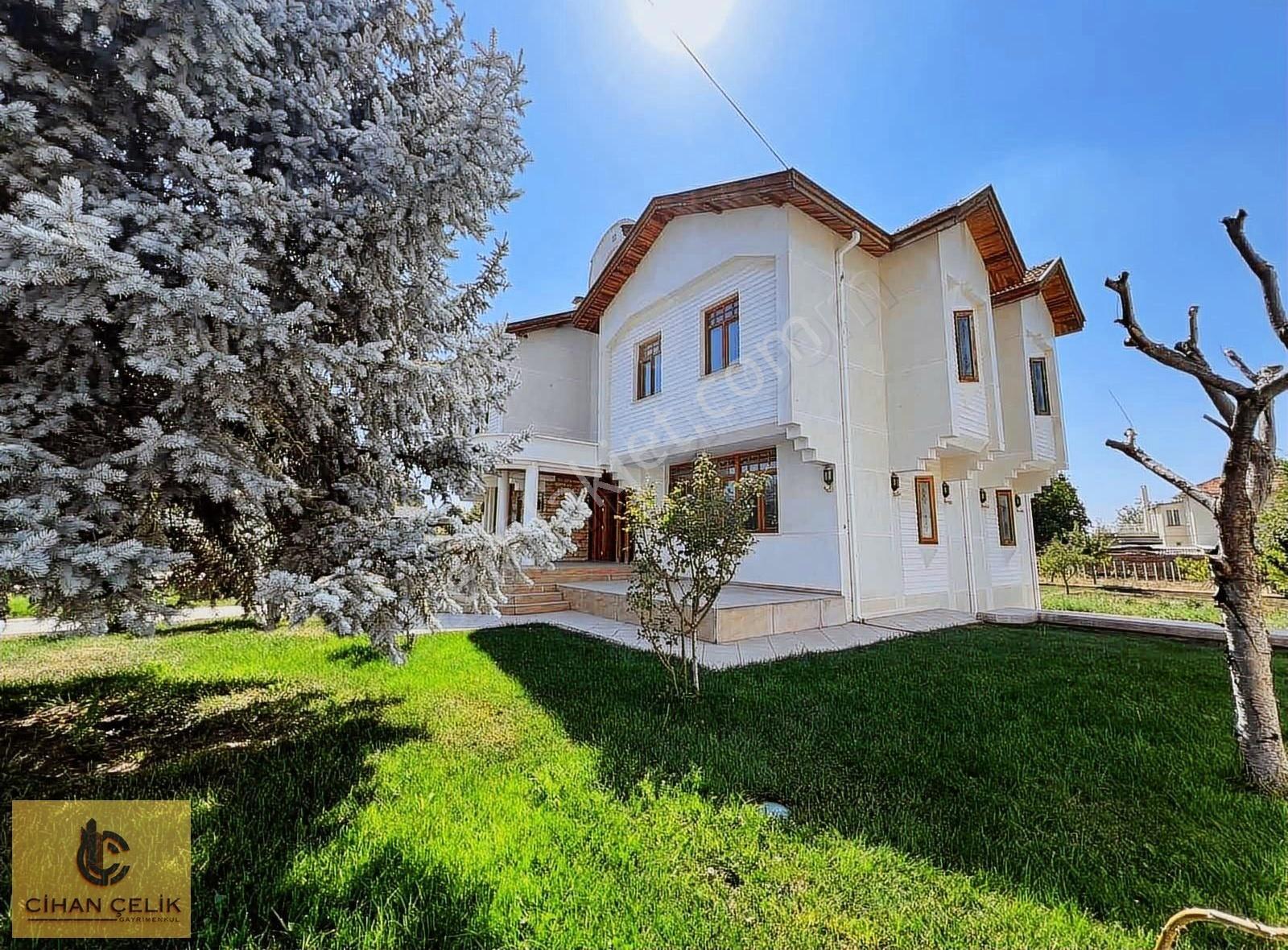 Bu İhtişamlı 2000 M2 Arsa Üzerinde Konumu Harika Emsali Olmayan - Görsel 35