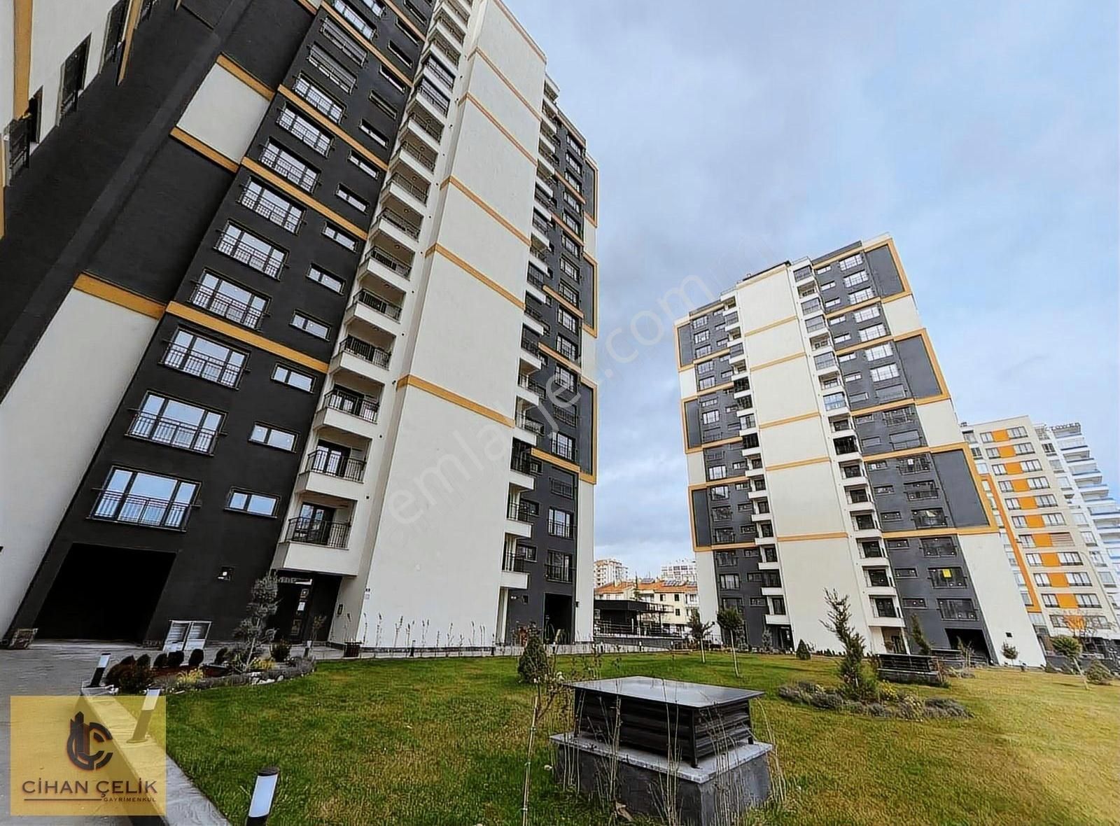 Şeker Tekke Caddesi Üzeri 5+1 Ara Kat Daire - Görsel 6