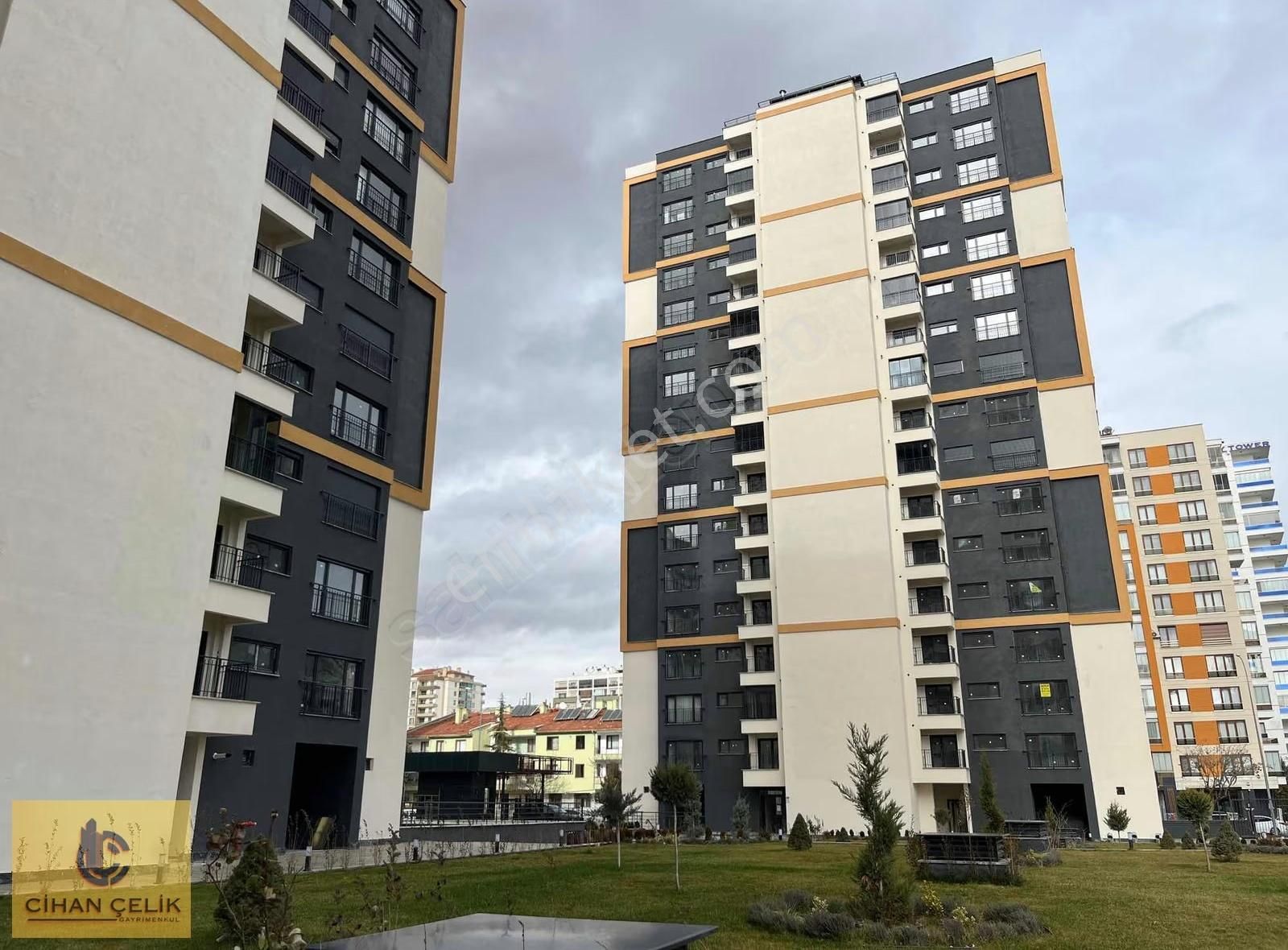 Şeker Tekke Caddesi Üzeri 5+1 Ara Kat Daire