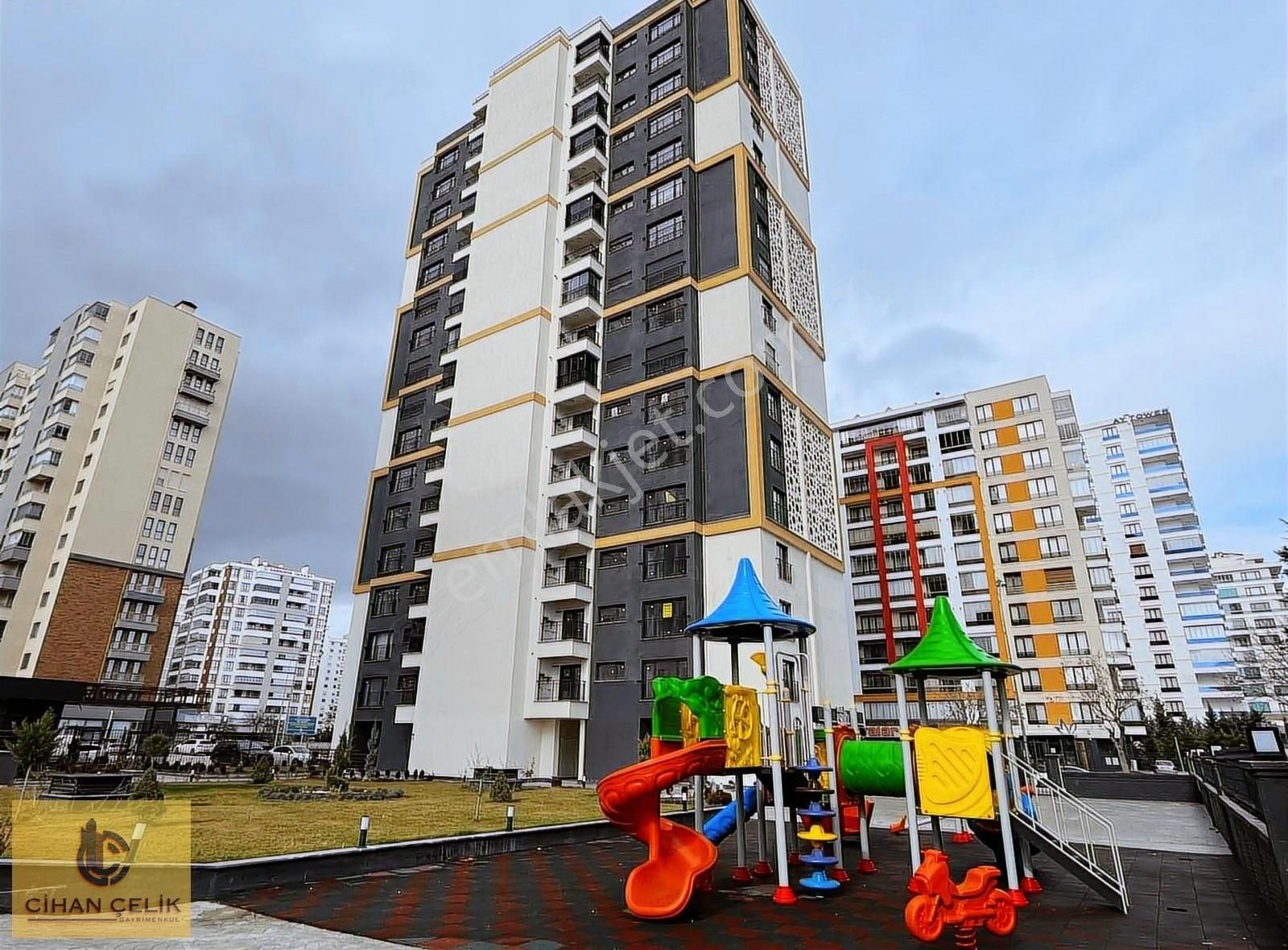 Şeker Tekke Caddesi Üzeri 5+1 Ara Kat Daire - Görsel 21