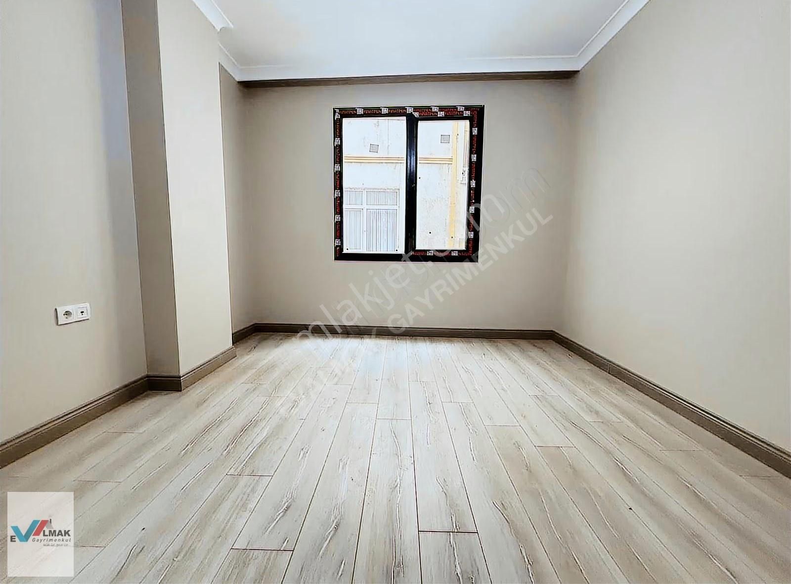 Evalmak'ta İnönü Mah.de 4+1(140m2) Asansörlü Otoparklı Dubleks - Görsel 14