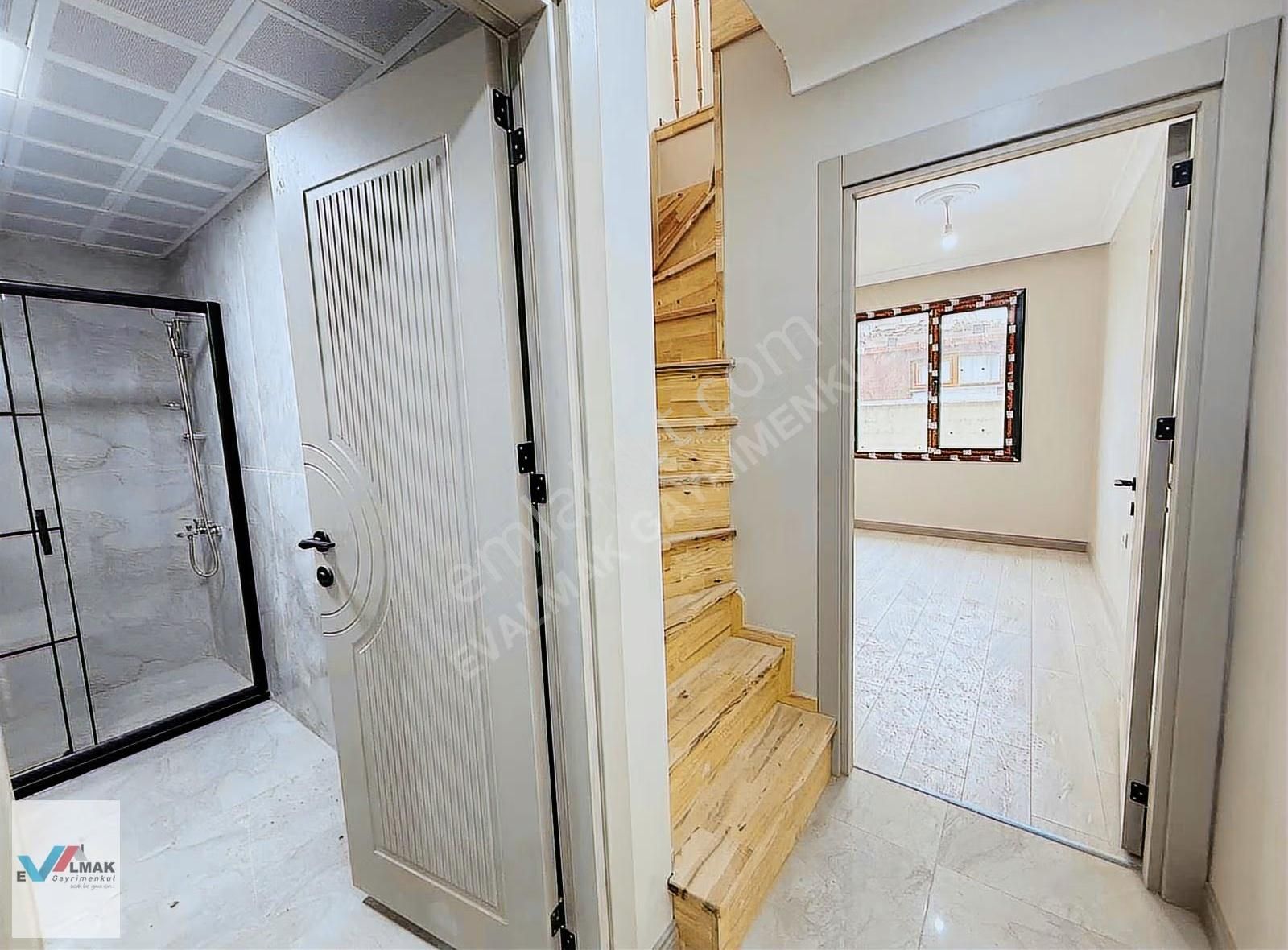 Evalmak'ta İnönü Mah.de 4+1(140m2) Asansörlü Otoparklı Dubleks - Görsel 12