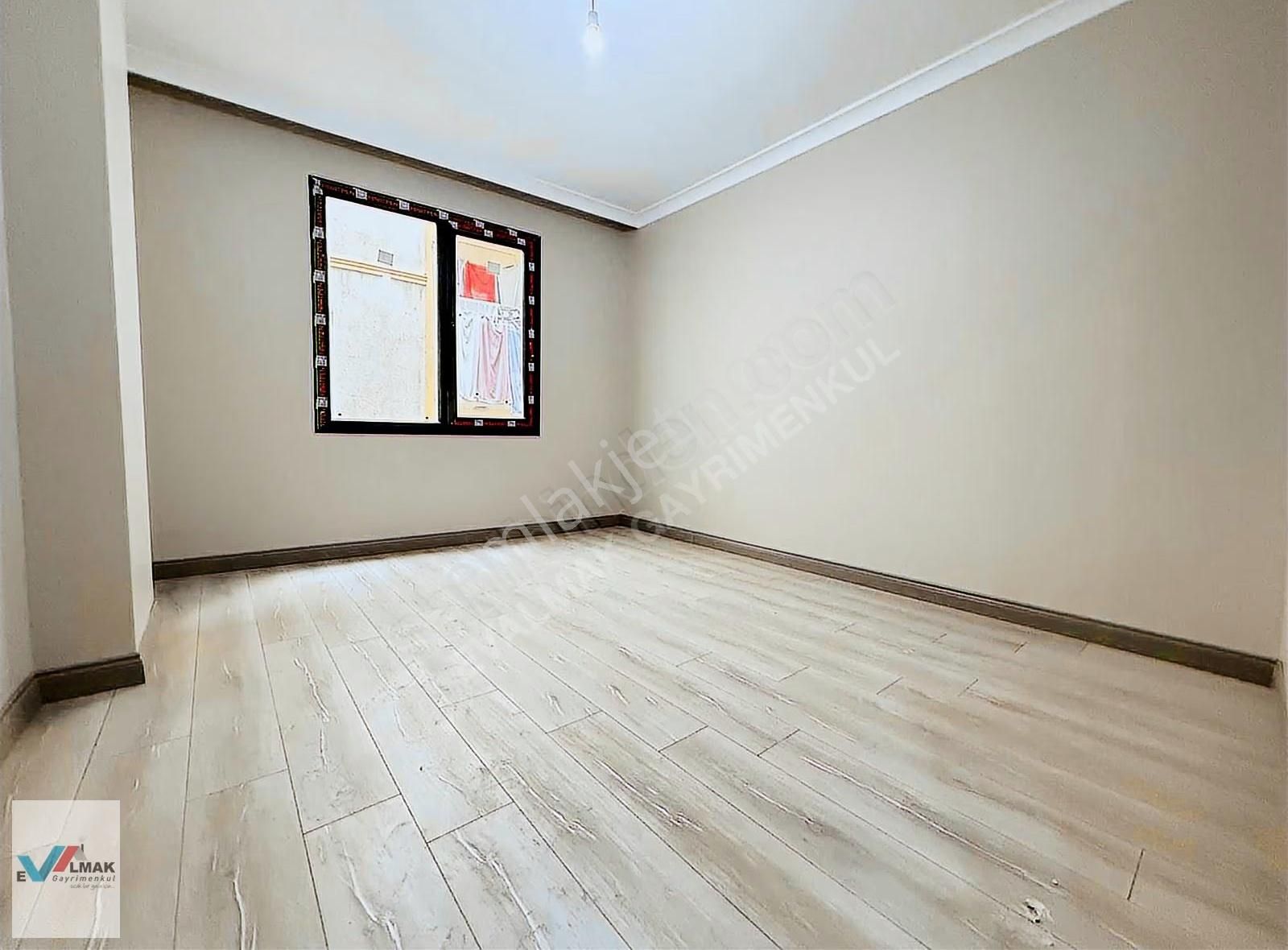 Evalmak'ta İnönü Mah.de 4+1(140m2) Asansörlü Otoparklı Dubleks - Görsel 17