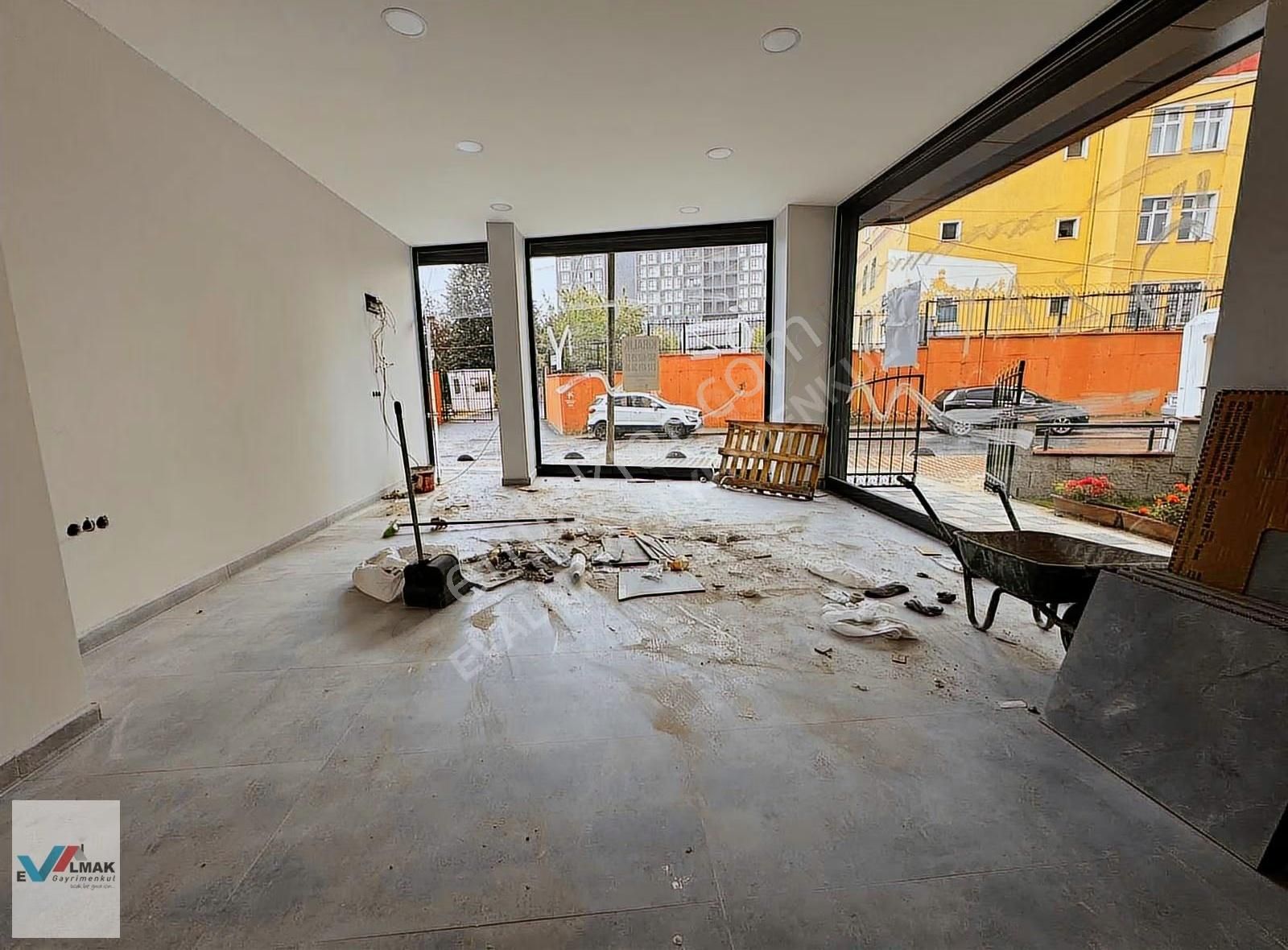 Evalmak'ta Ömer Nasuhi Bilmen Lisesi Karşısı 40m2 Düz Giriş Dük. - Görsel 3