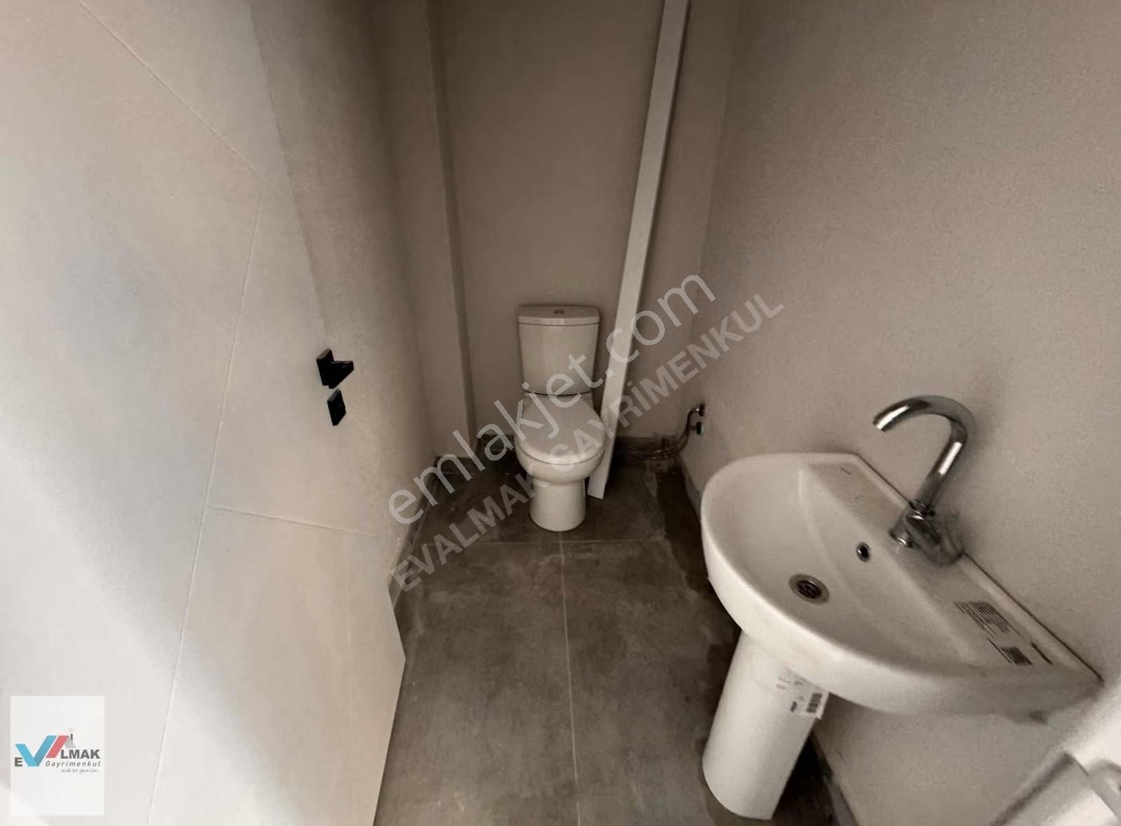Evalmak'ta Ömer Nasuhi Bilmen Lisesi Karşısı 40m2 Düz Giriş Dük. - Görsel 7