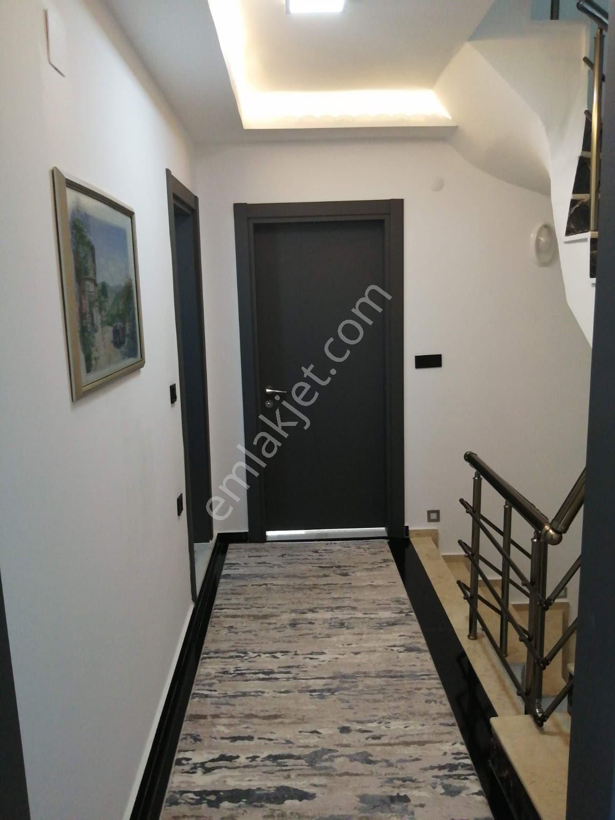 Didim Ambükbükte Denize 250 M Mesafede İkiz Triplex Super Villa - Görsel 18