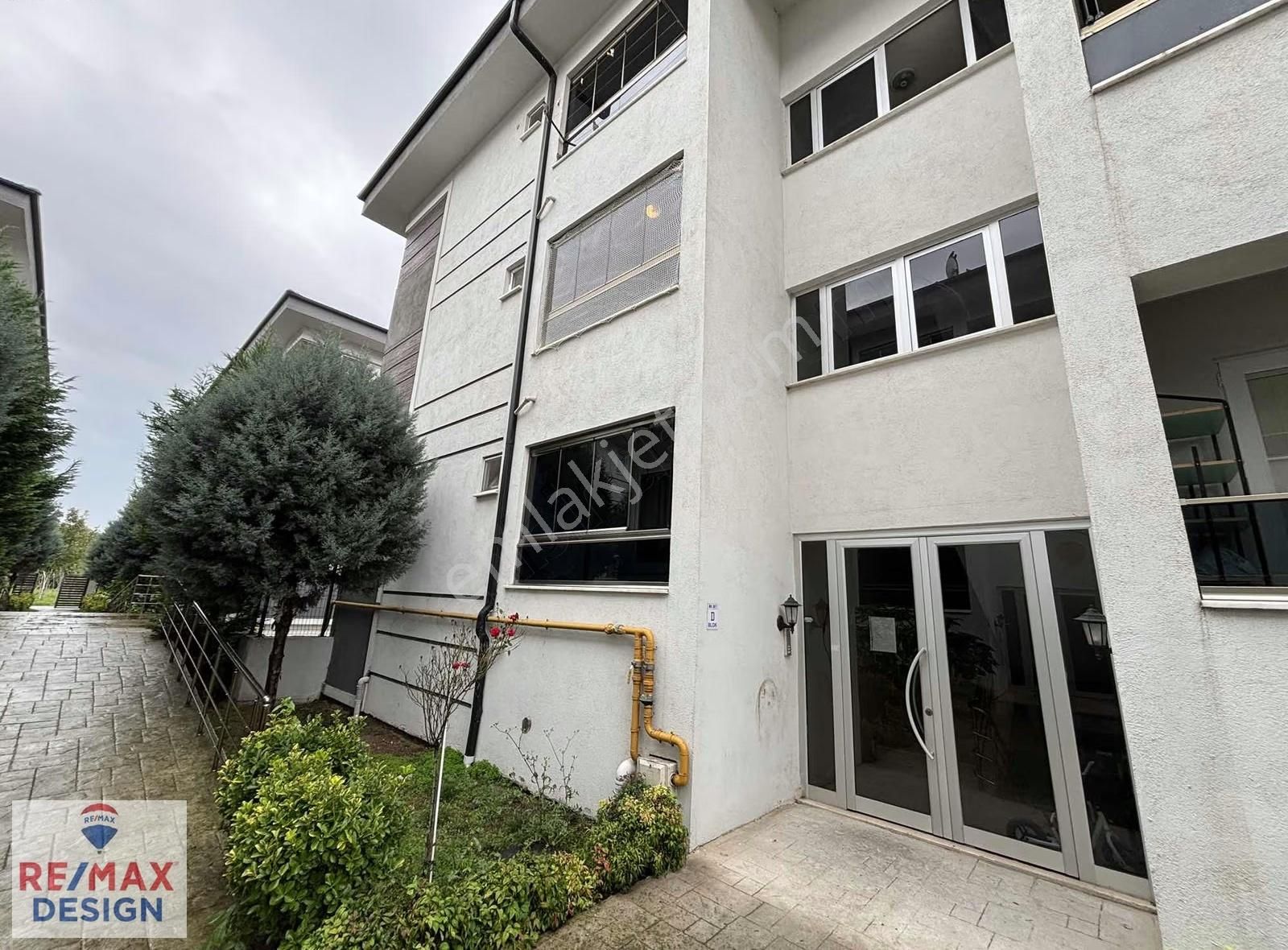 Tekeler'de Site İçerisinde Daire Re/max Design Buğra Çaktı - Görsel 3