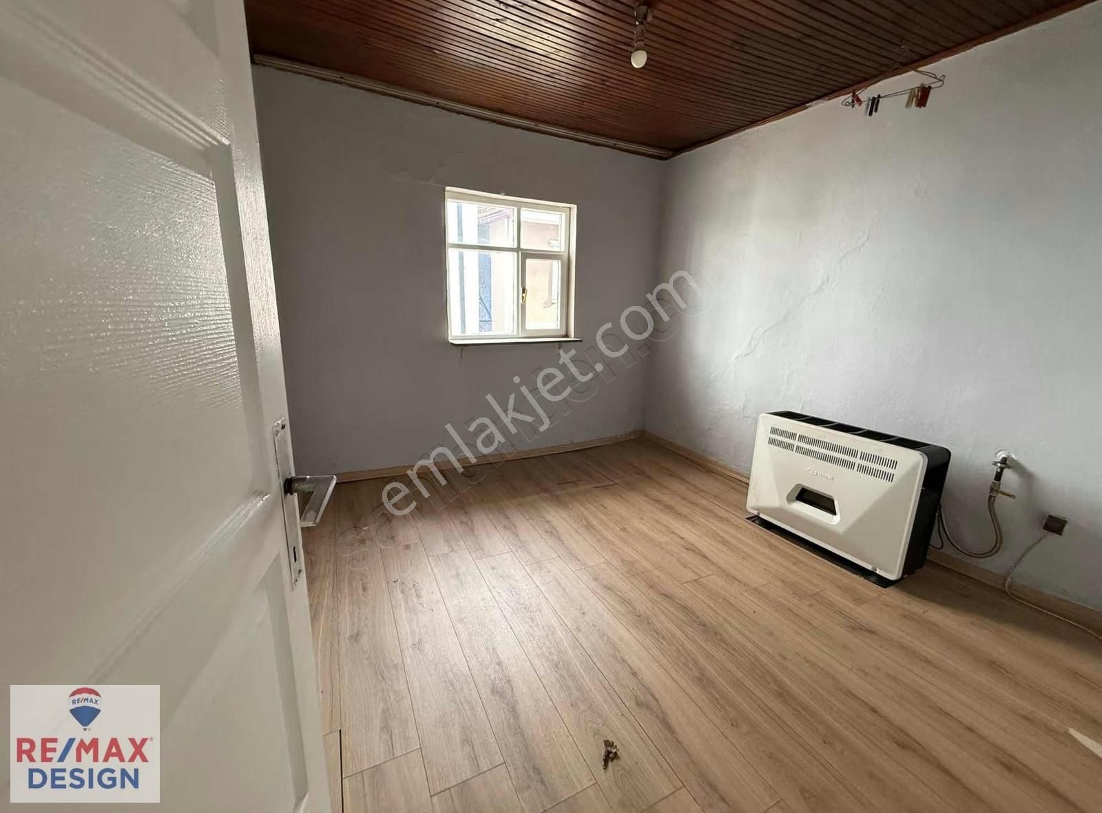 Erenler Hacıoğlunda Satılık Müstakil Daire - Görsel 15