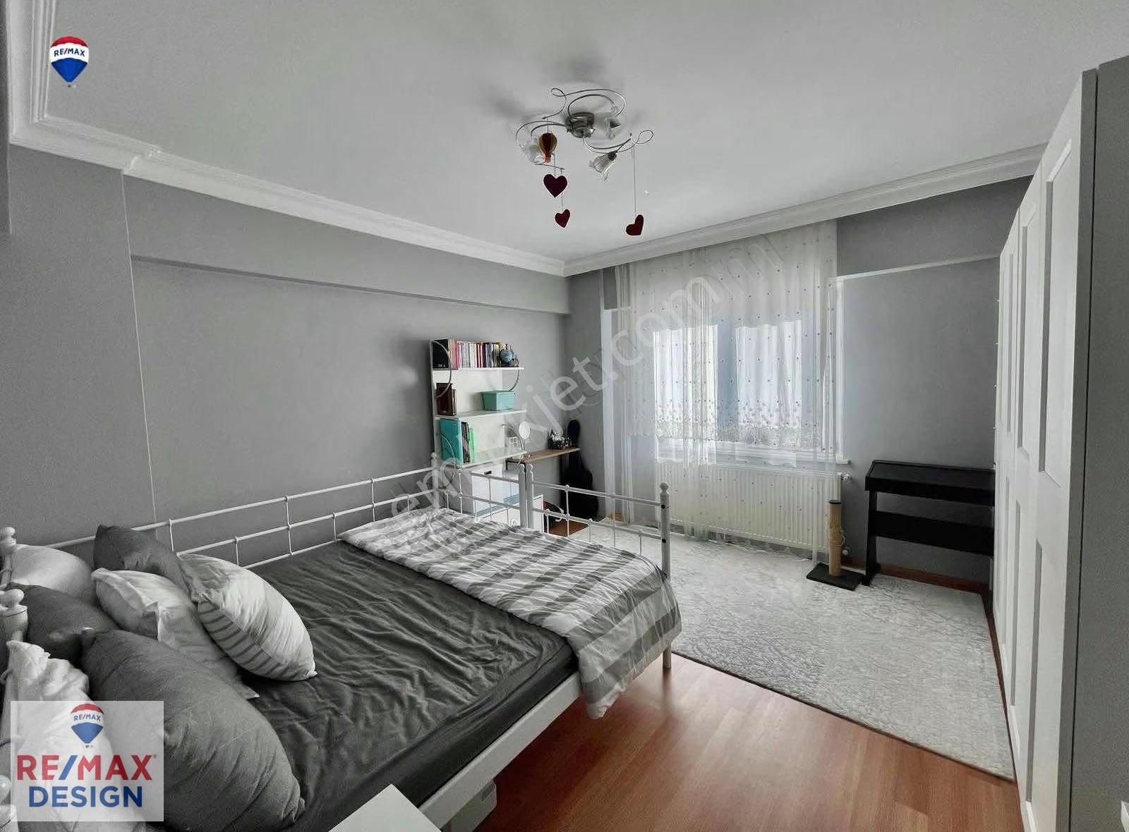 Adapazarı Tekelerde Kapalı Garajlı 3+1 Satılık Remax Desıgn - Görsel 19