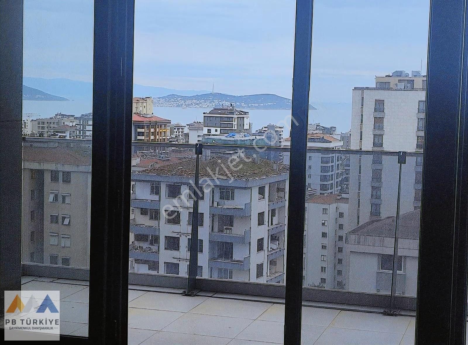 Eşsiz Adalar Ve Deniz Manzaralı 16.katta 3+1 Daire ...