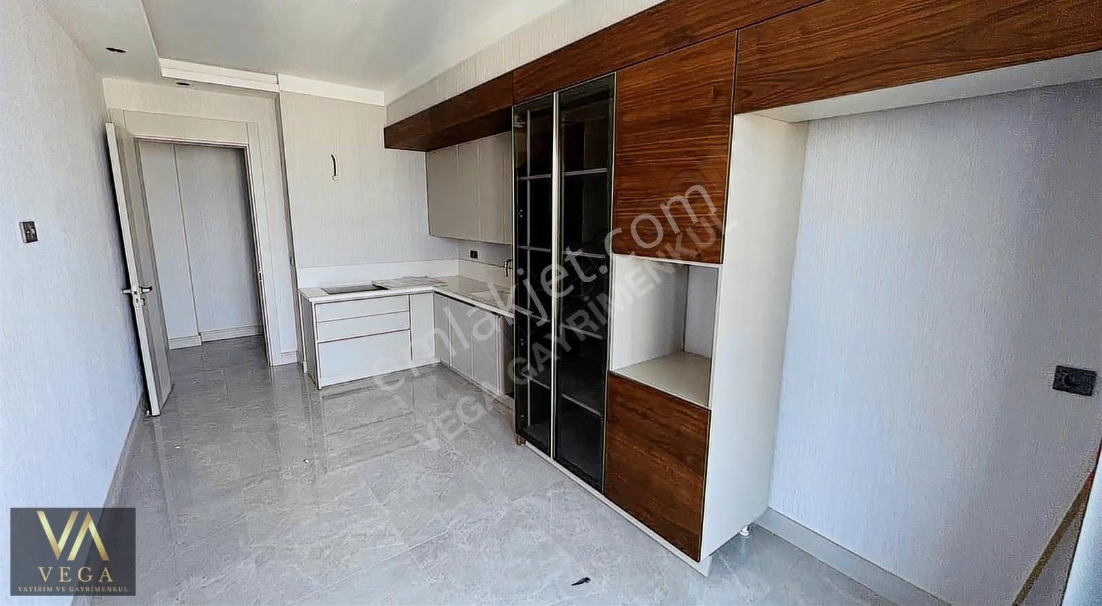 Noran Elysium'da Satılık 4+1, 180m², Avm Cepheli Lüks Daire - Görsel 5