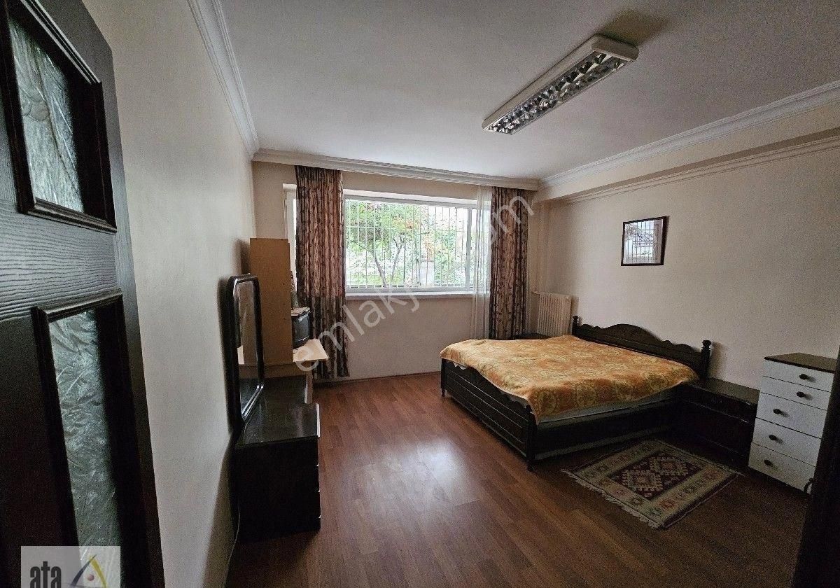 Paris Caddesinde Temiz Mobilyalı 1+1 - Görsel 6