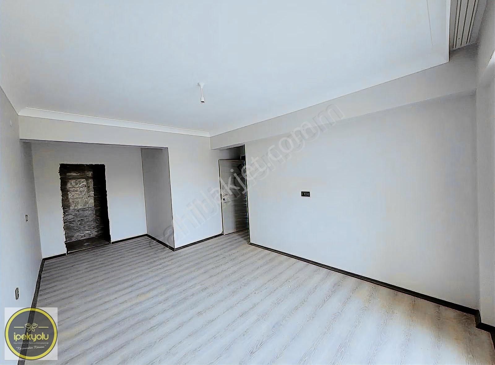 İpekyolu Gayrimenkulden Duru Sitesinde 4+1 Sıfır Satılık Daire - Görsel 13