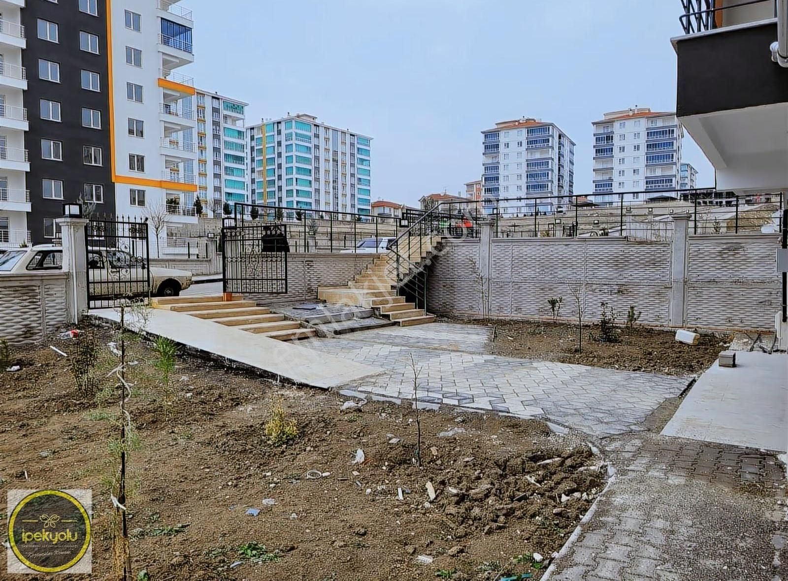 İpekyolu Gayrimenkulden Duru Sitesinde 4+1 Sıfır Satılık Daire - Görsel 28