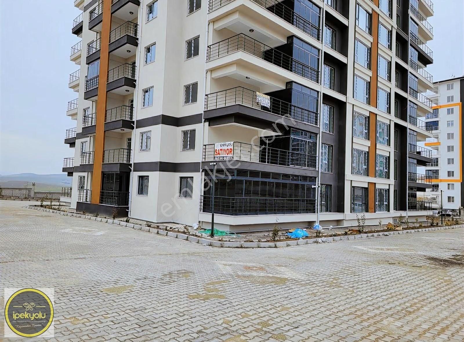 İpekyolu Gayrimenkulden Duru Sitesinde 4+1 Sıfır Satılık Daire - Görsel 4