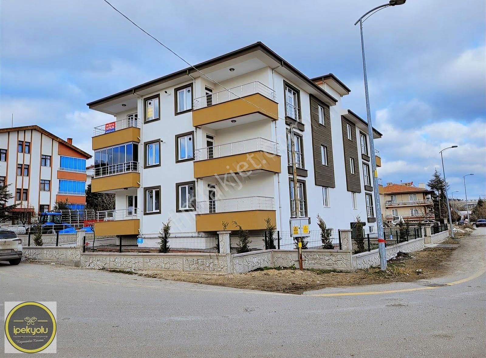 Beypazarında Lüks Yapılı Sıfır 2+0 Satılık Daire