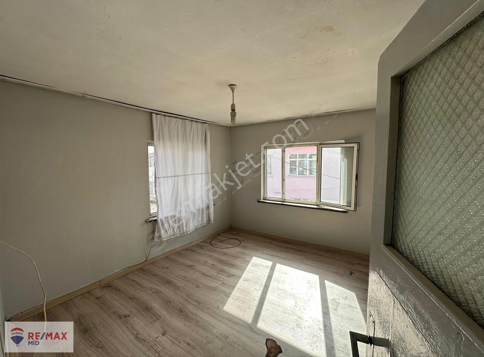 Remax Mıd'den Kepsut Mahkeme Mah. Kiralık 2+1 Daire - Görsel 10