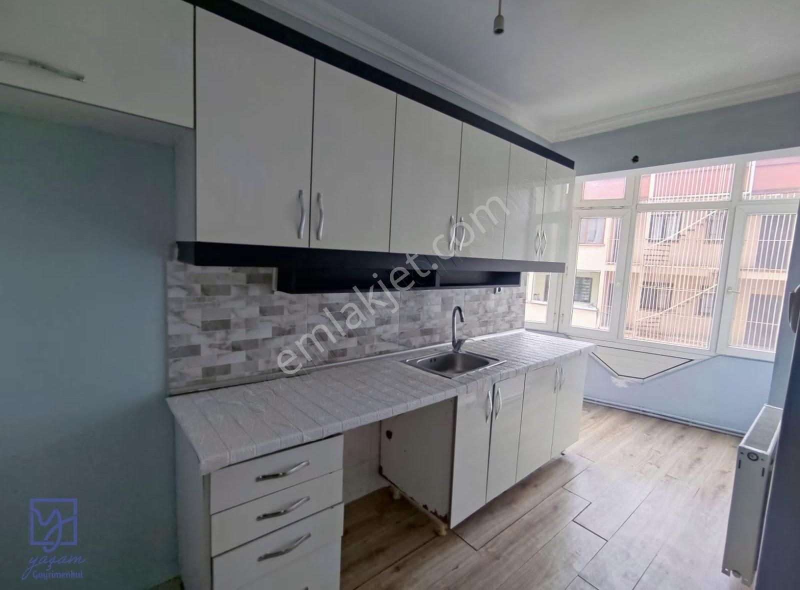 Gebze Çarşı Merkezde Arakat 3+1 Satılık Daire - Görsel 18