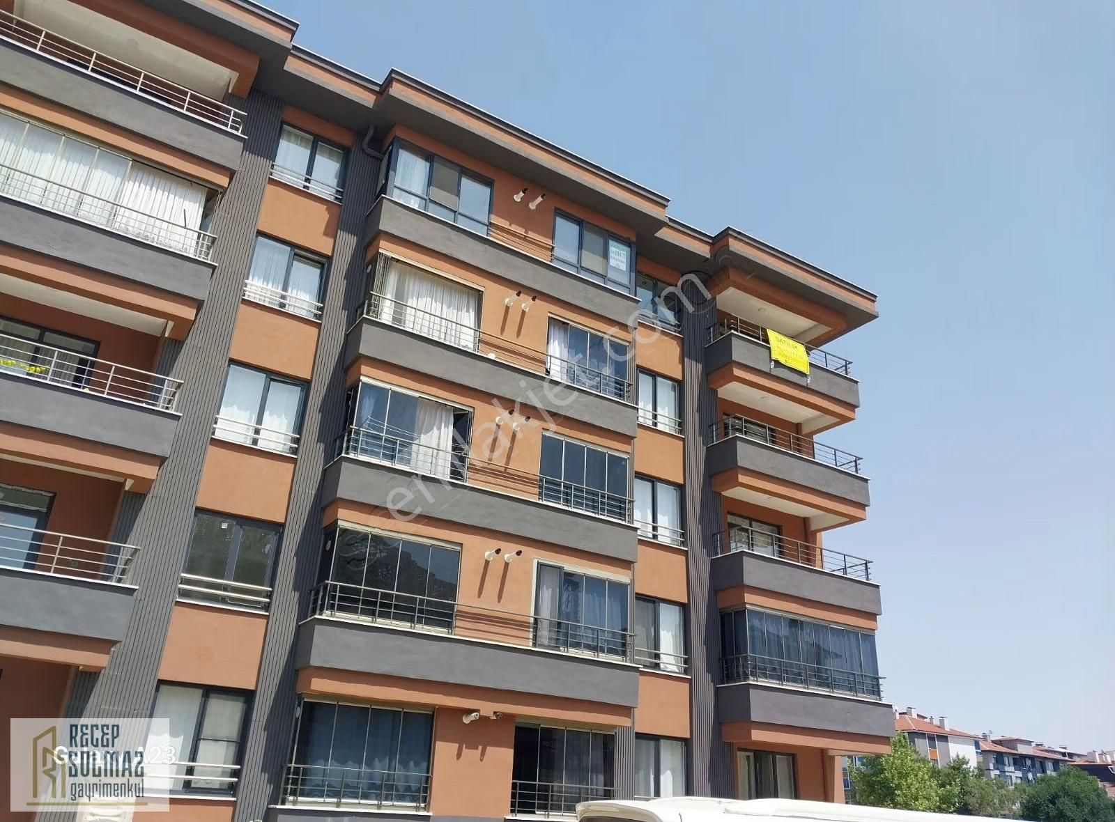 Alpaslan Mah.1 Yaşında Satılık 3+1 Daire Hiç Bir Masrafı Yok - Görsel 6