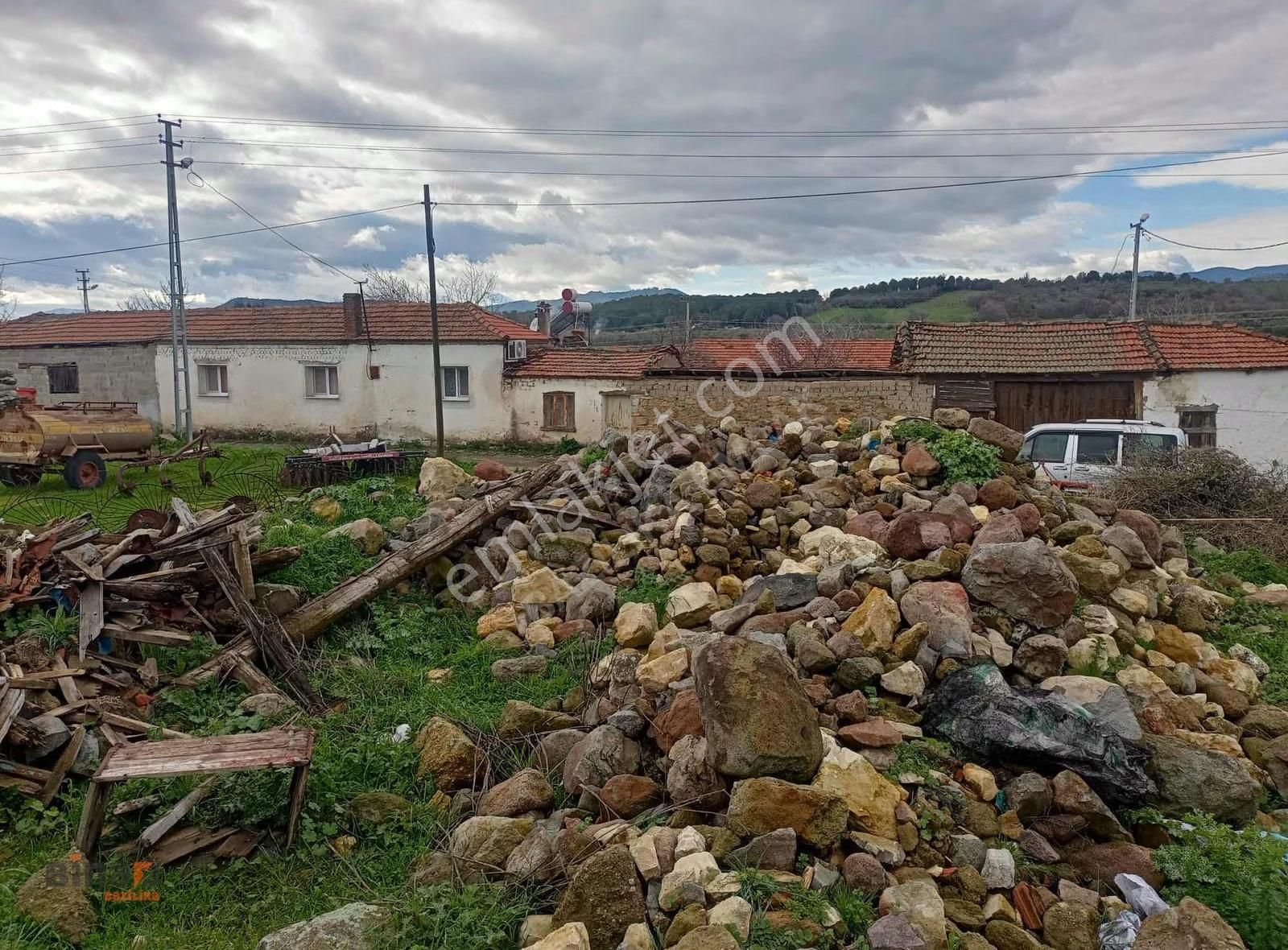 Bergama Yakını Satılık 556 M² Villa Arsası, İmarlı - Görsel 3