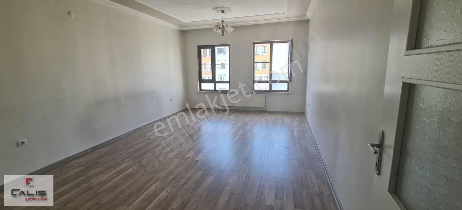 Şeker Toki De Kiralık 4 Odalı - Görsel 4