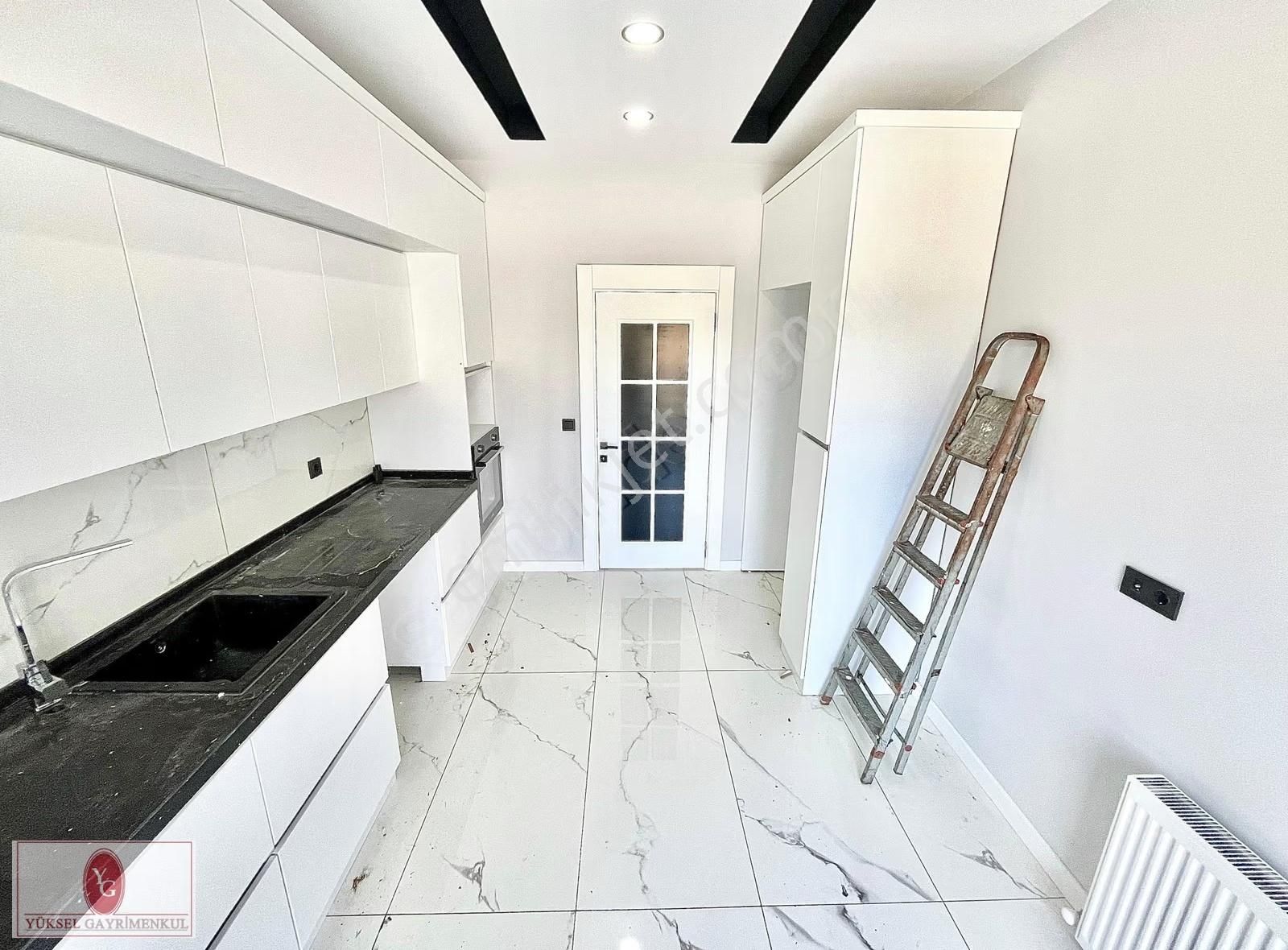 Yükselden Güre'nin En Güzel Konumda Denize Yakın Ultra Lux Villa - Görsel 12