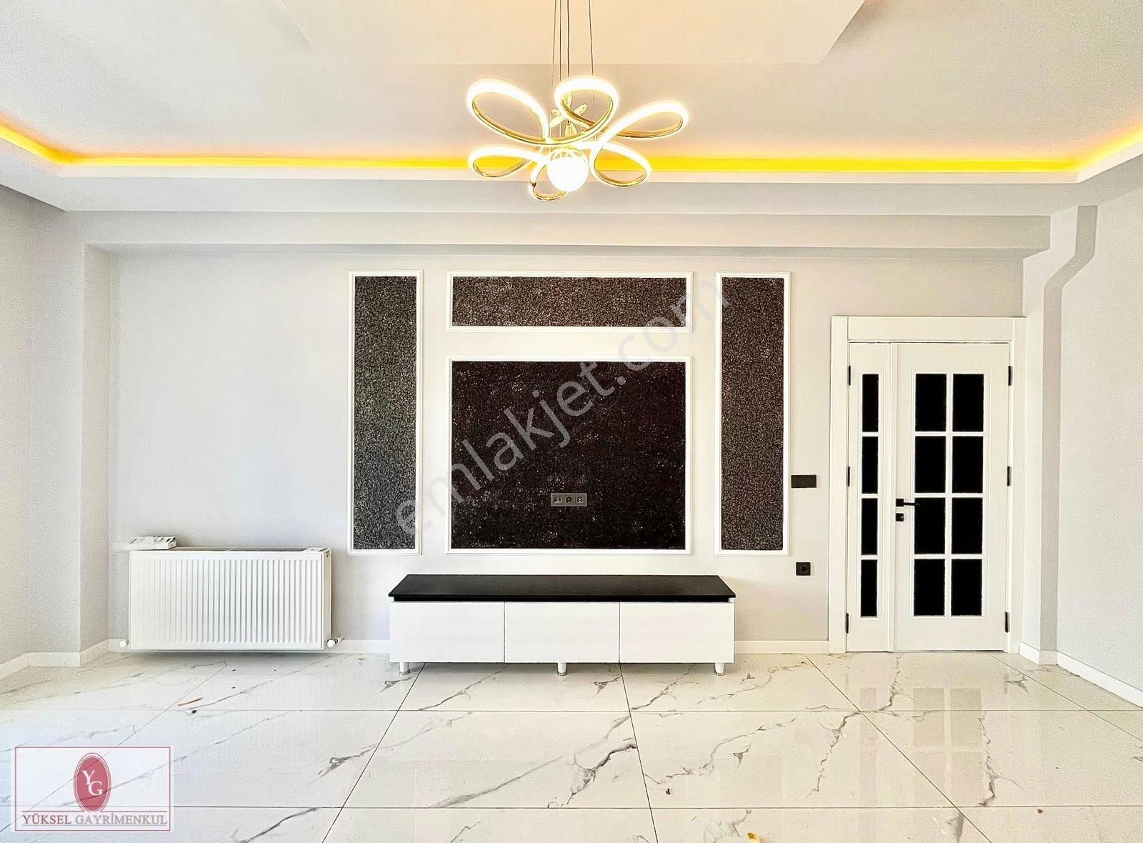 Yükselden Güre'nin En Güzel Konumda Denize Yakın Ultra Lux Villa