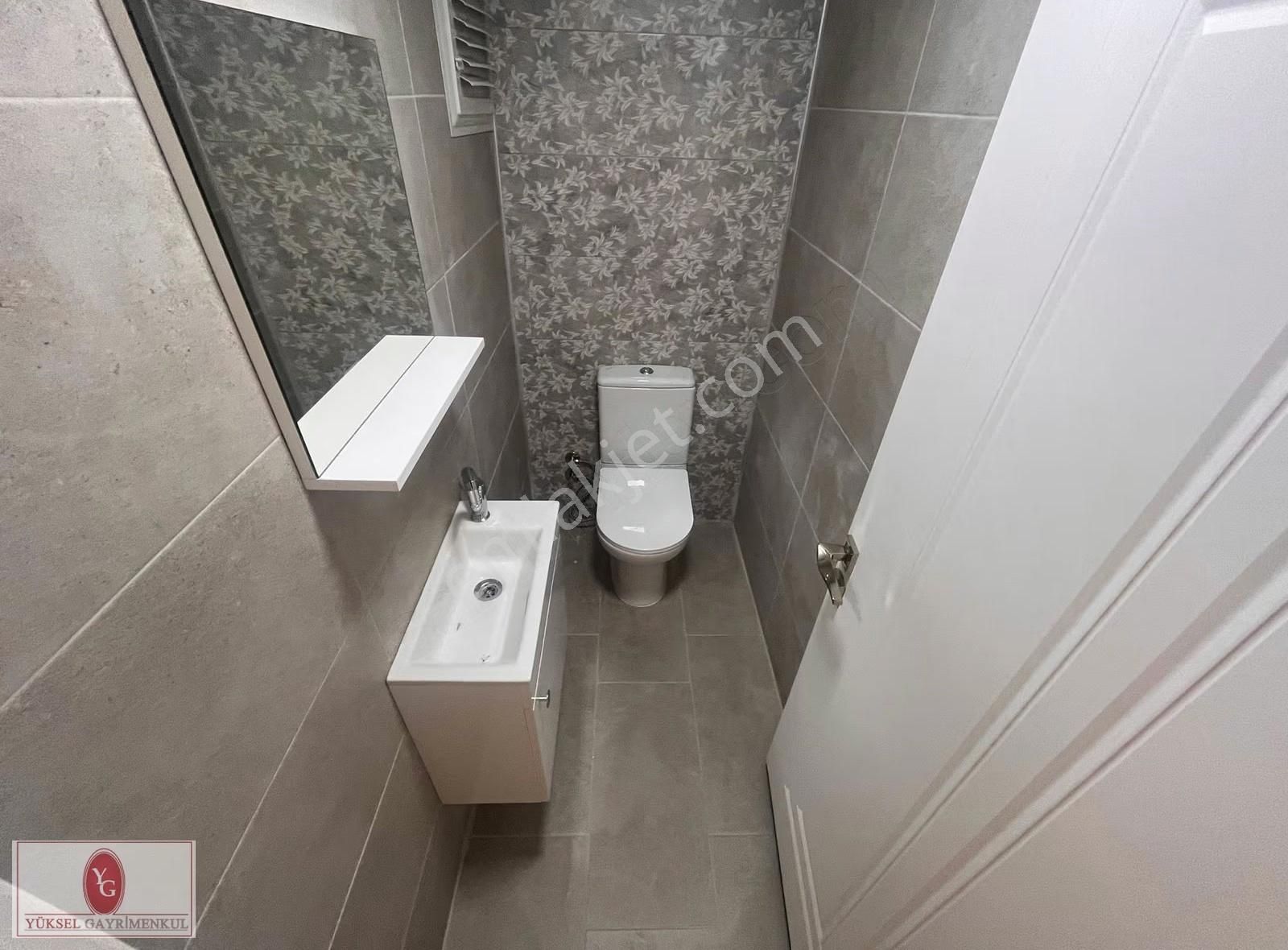 Yükselden Akçayda Ayrı Mutfak Arakat Devasa Salonlu 3+1 Daire - Görsel 21