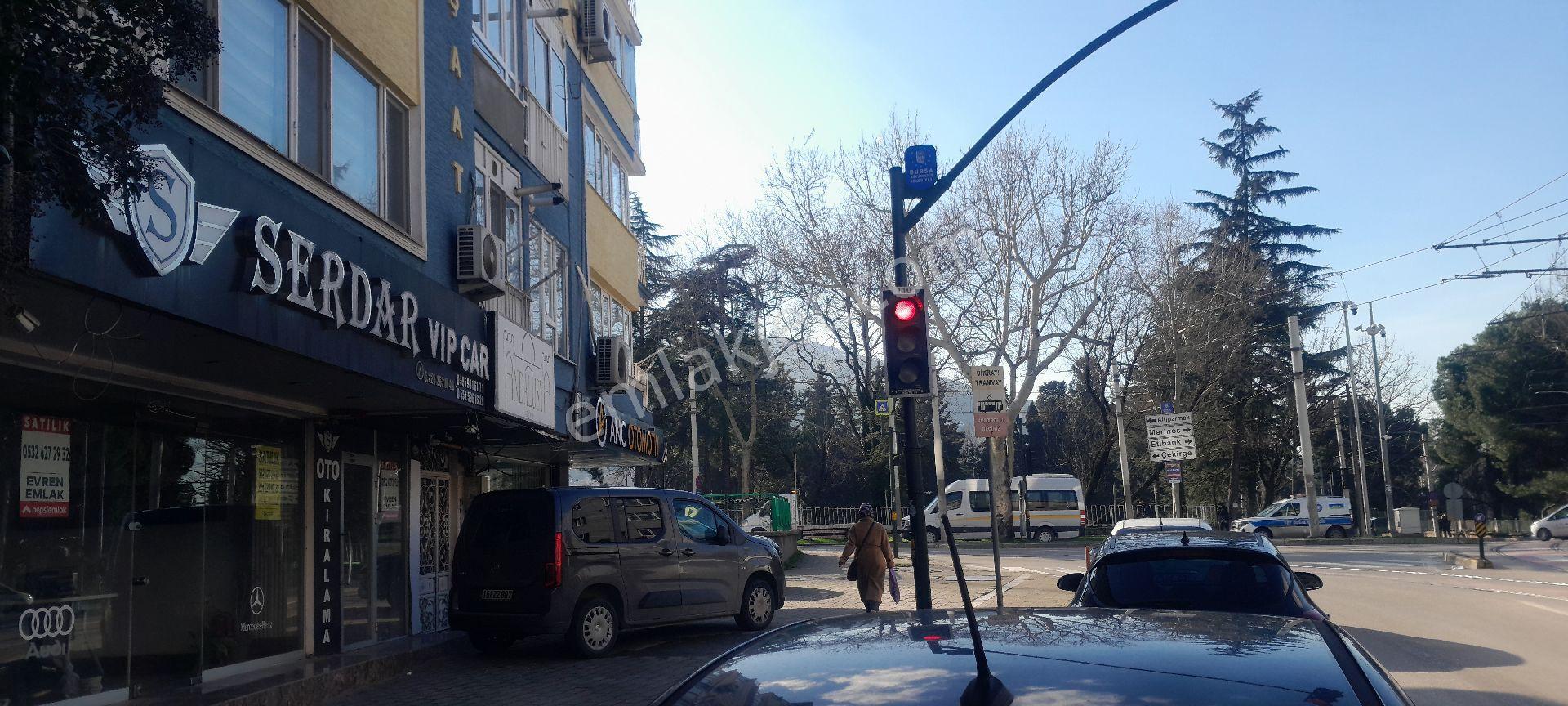 Bursa Osmangazi Kültür Park Yanı Cadde Üzerinde İki Bölümden Oluşan Satılık İşyeri - Görsel 7