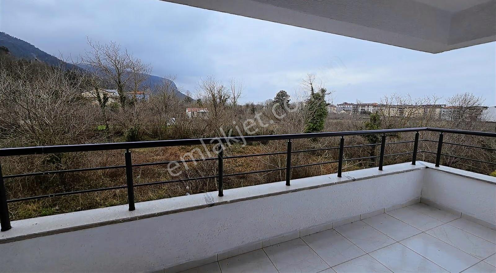 Cide İlkim Emlak'tan Manzaralı Satılık 1+1 Sıfır Daire - Görsel 4