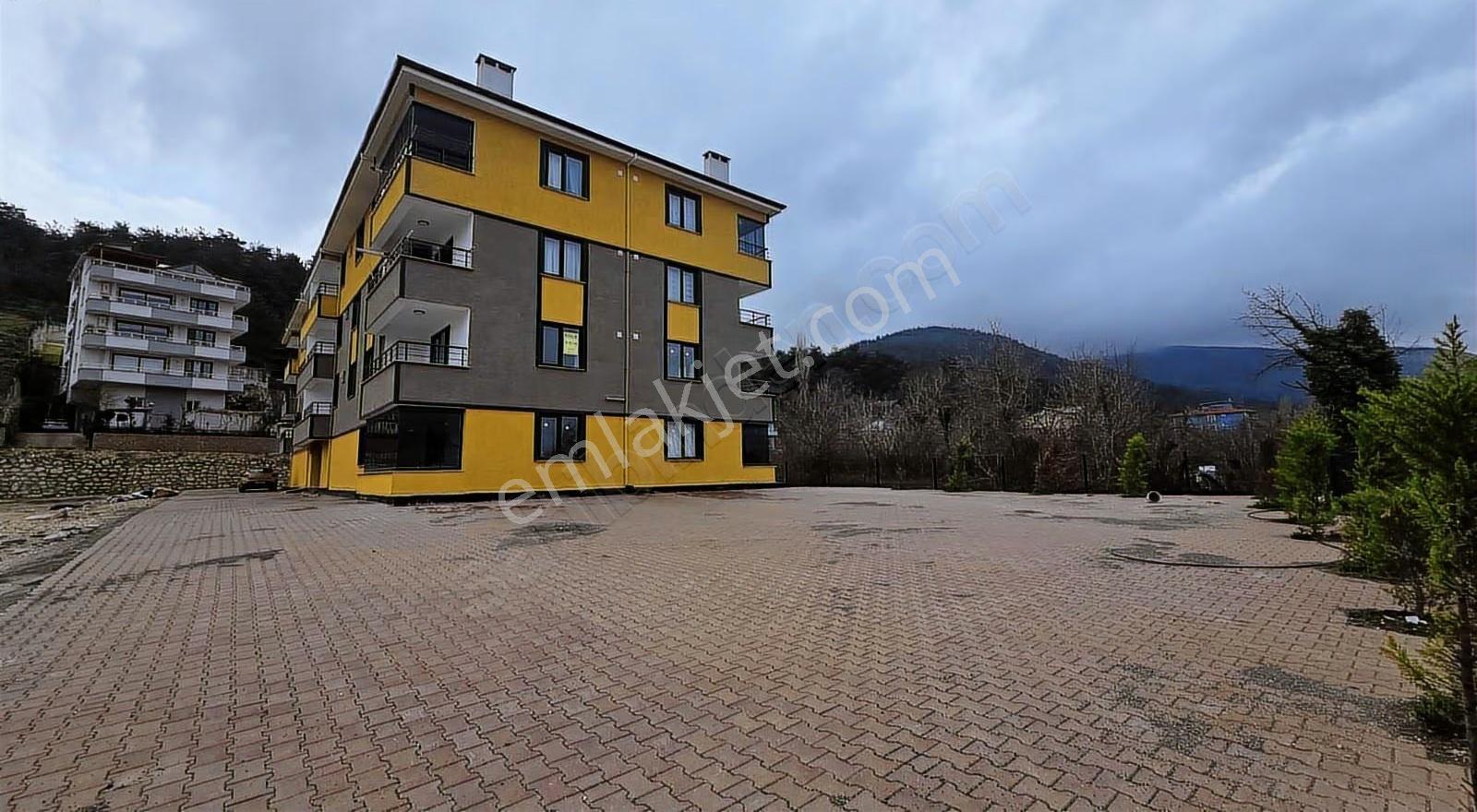 Cide İlkim Emlak'tan Manzaralı Satılık 1+1 Sıfır Daire - Görsel 15