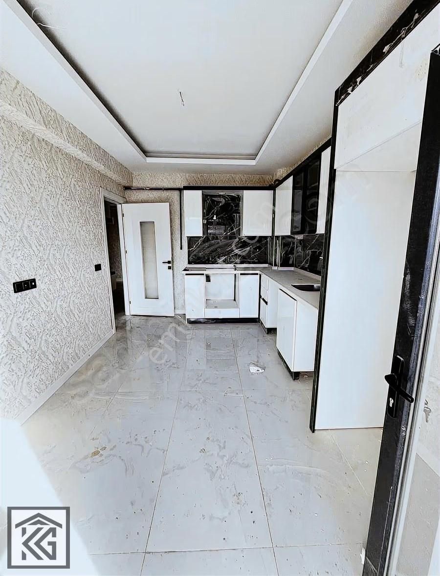 Karatay Fetih Caddesi Total Petrolü Yakını Satılık 2+1 - Görsel 15