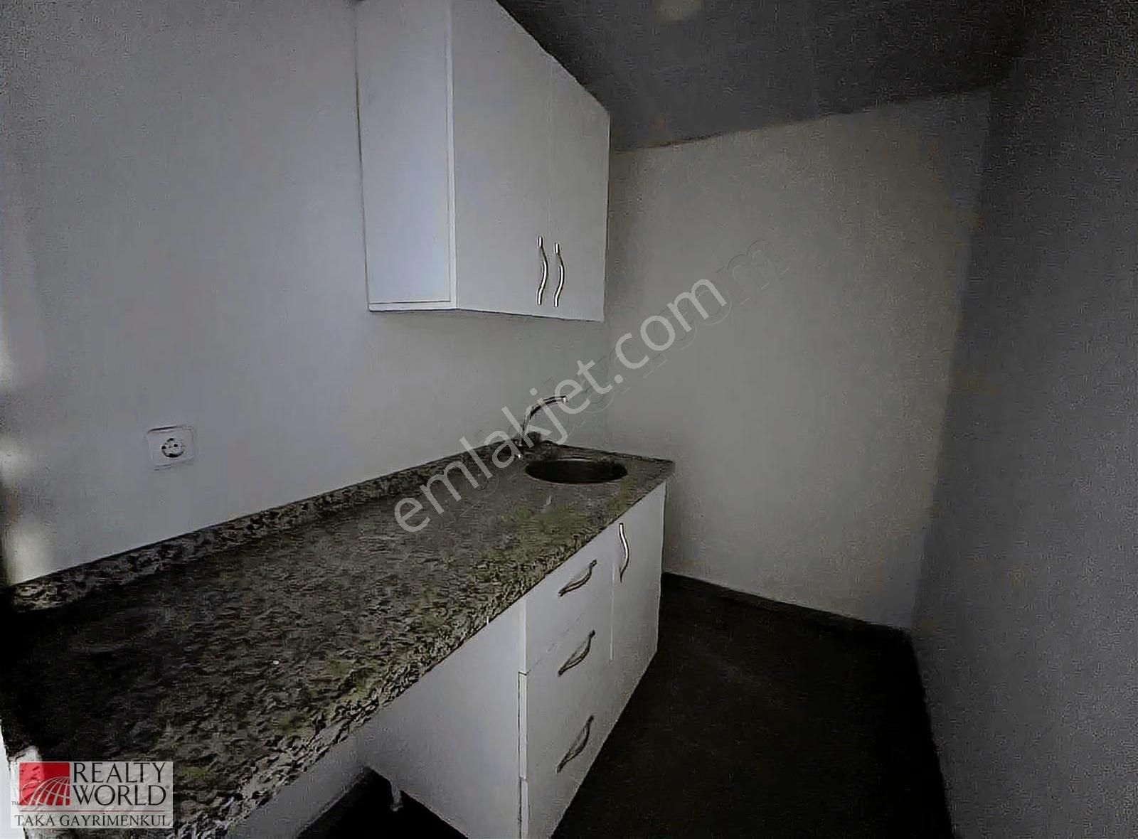 Rw Taka | Konaklar Mahallesinde Kiralık Dükkan - Görsel 10