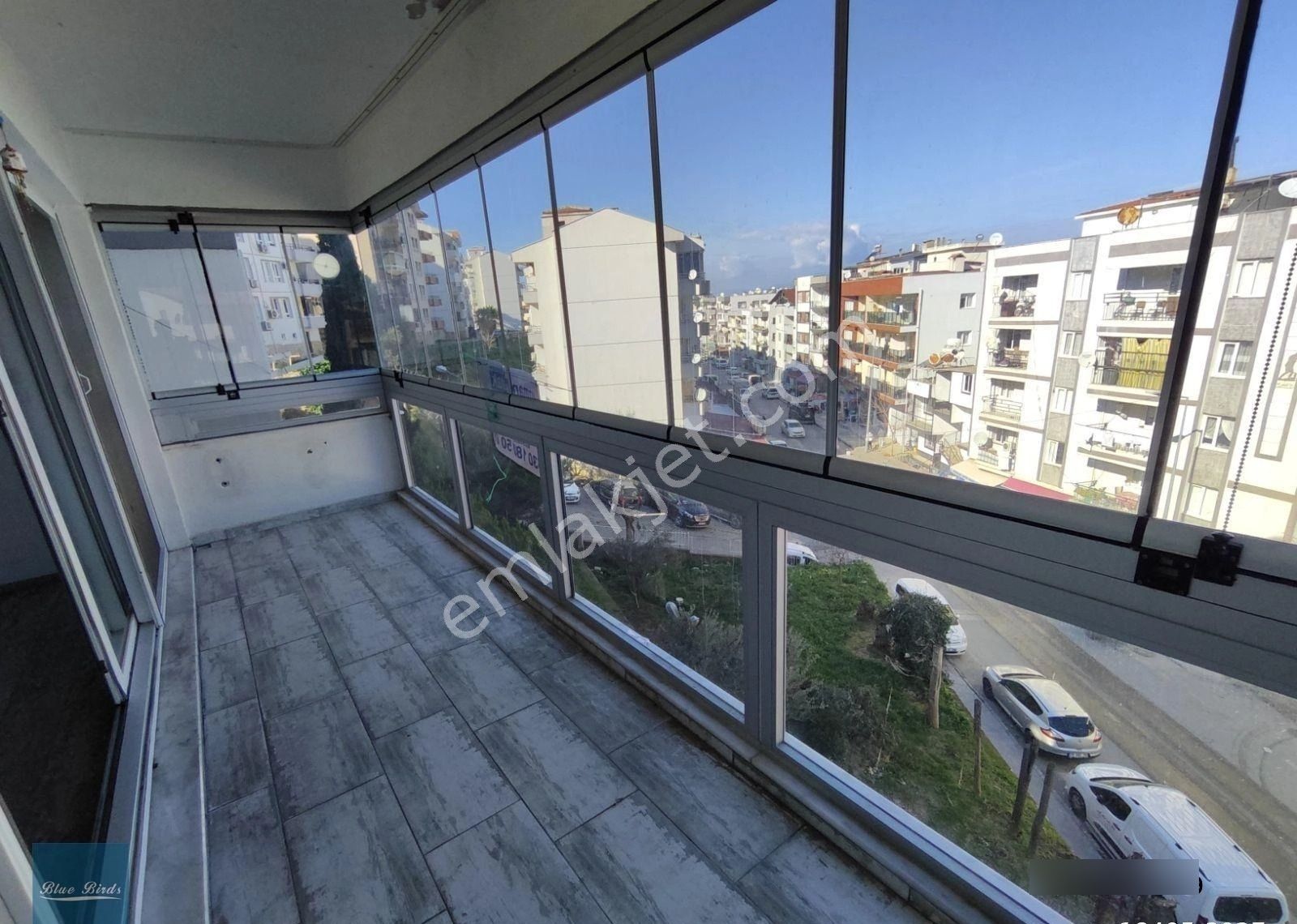 Kuşadası Kiralık Ferah 2+1 Daire - Görsel 11