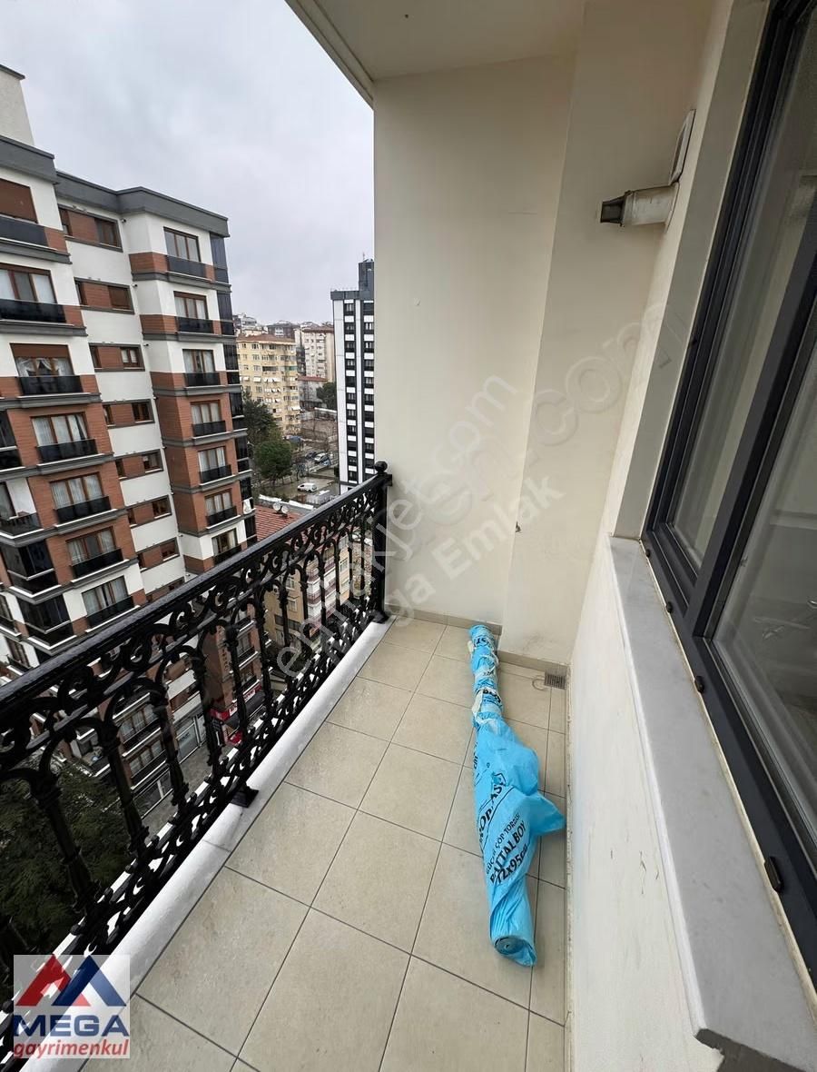 Kozyatağı Köşe Binada Satılık 3+1 Daire, 105m², Kapalı Otoparklı - Görsel 15