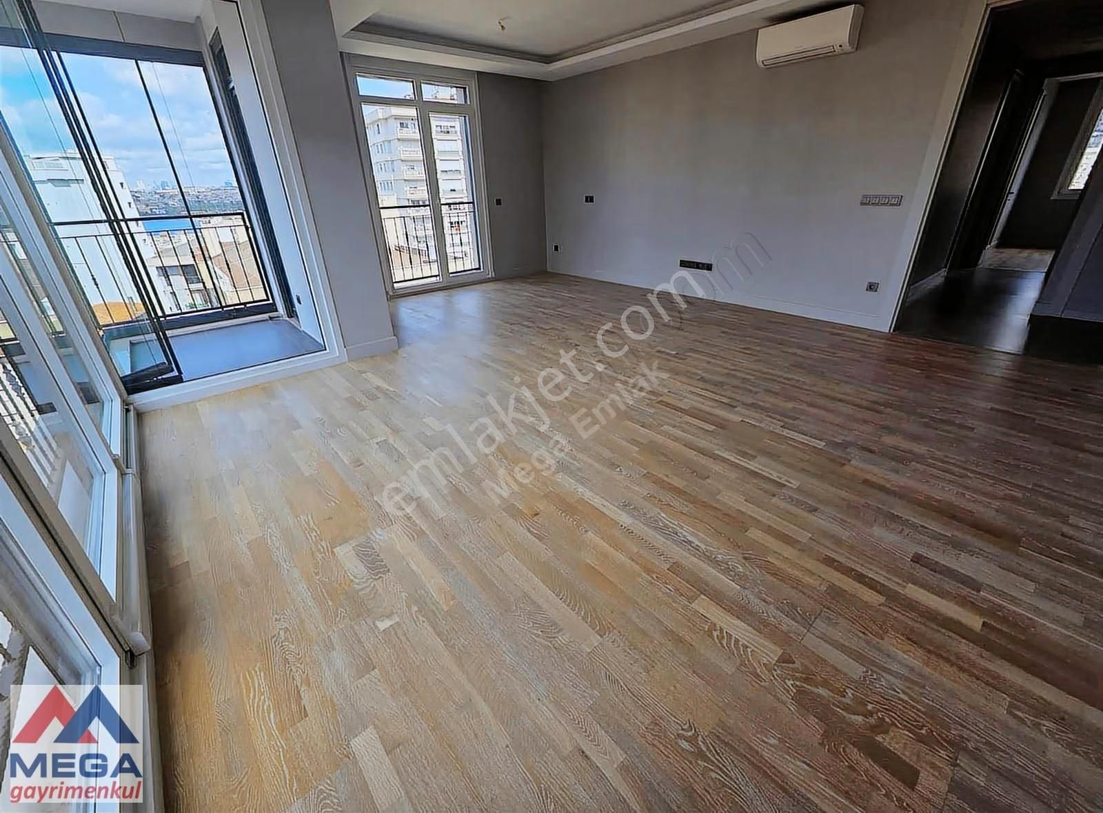 Fenerbahçe'de 140m2 Deniz Manzaralı 3+1 Balkonlu Satılık Daire - Görsel 24