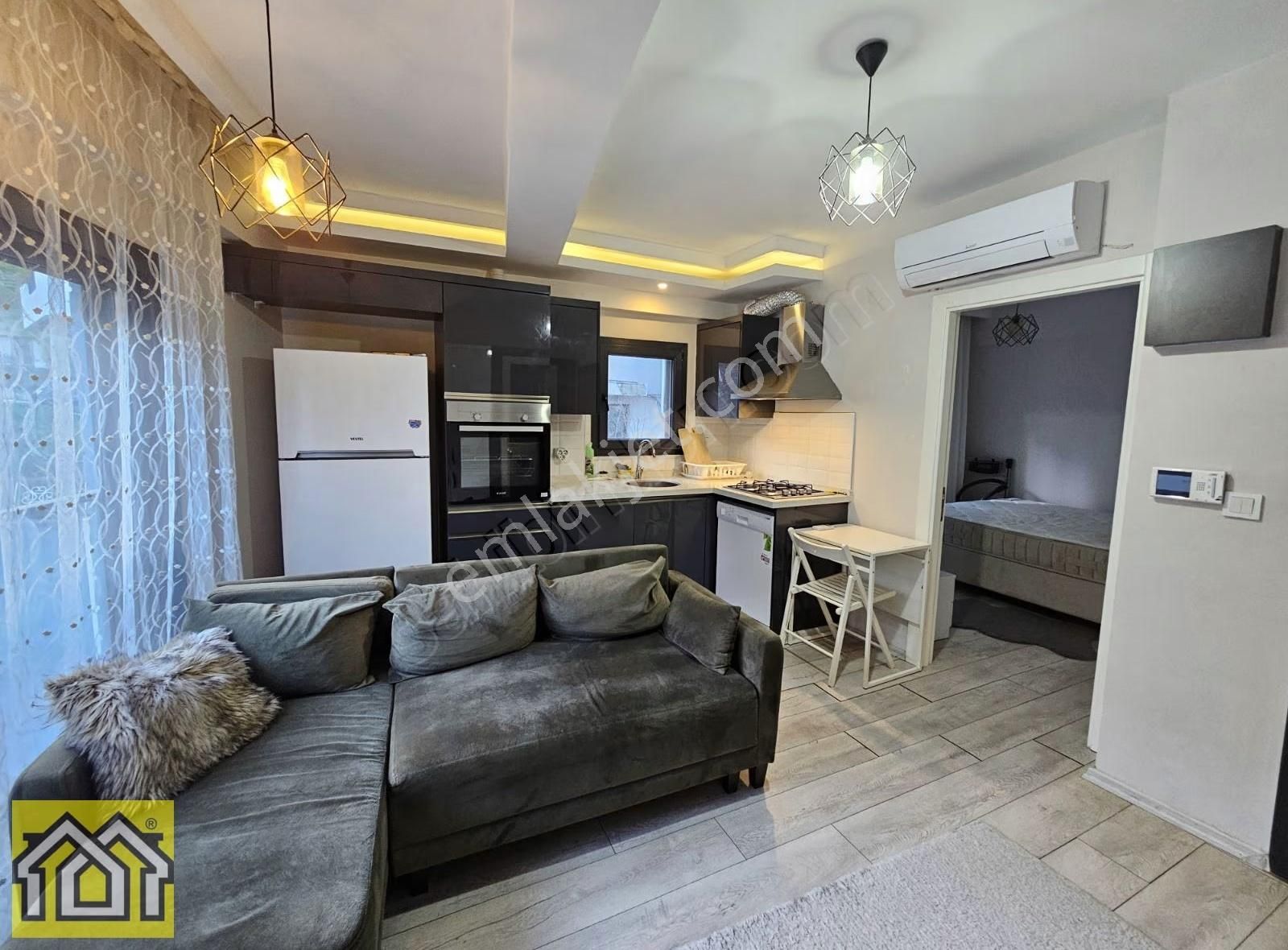 Ekonomi Üni.ne Yürüme Mesafesinde 1+1 Eşyalı Lüx Daire - Görsel 3