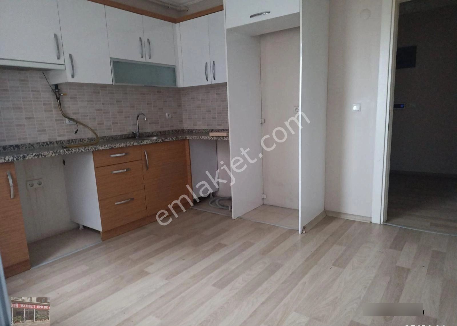 Buket Emlaktan 2+1 Kiralık Daire Doğalgazlı Ara Kat Asansörlü - Görsel 7
