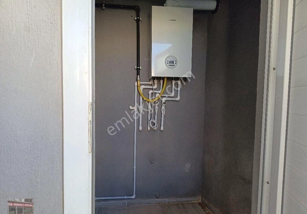 Buket Emlaktan Kiralık 2+1 Daire Ara Kat Doğalgazlı Asansörlü Kilerli Ebeveyn Banyolu - Görsel 18