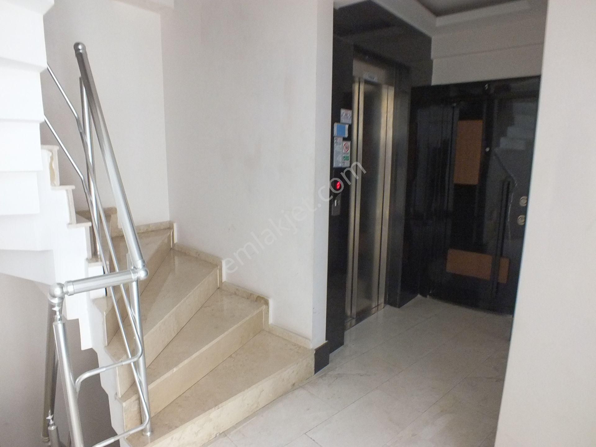 Karşıyaka Tuna Mh.de 3+1 Kiralık Daire Mkd Emlak - Görsel 35