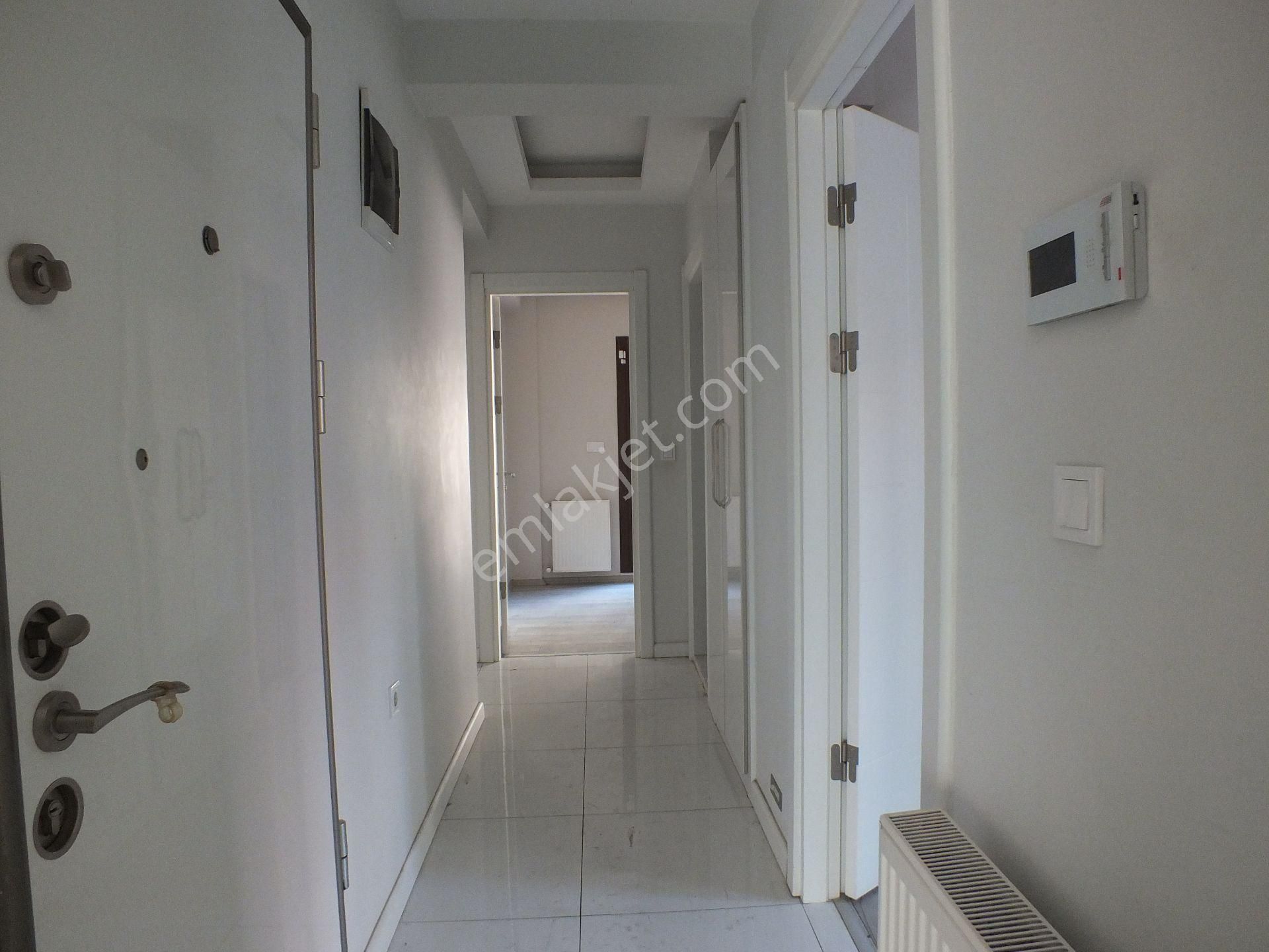 Karşıyaka Tuna Mh.de 3+1 Kiralık Daire Mkd Emlak - Görsel 11