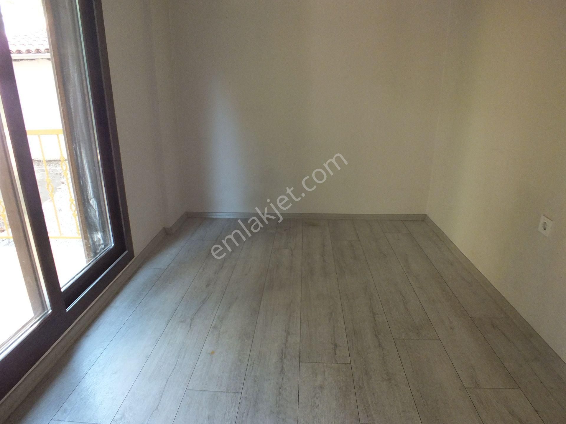 Karşıyaka Tuna Mh.de 3+1 Kiralık Daire Mkd Emlak - Görsel 16