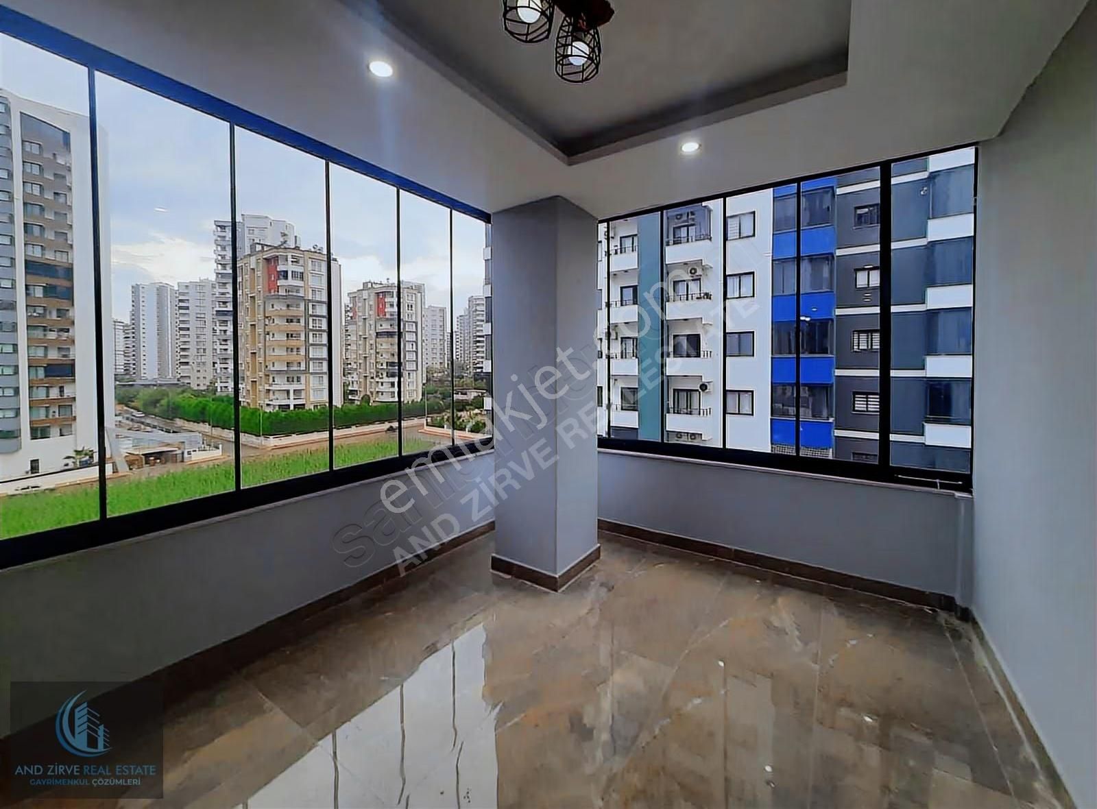 Merkez Mah'de Havuzlu Lüks Site 2+1 Satılık - Görsel 14