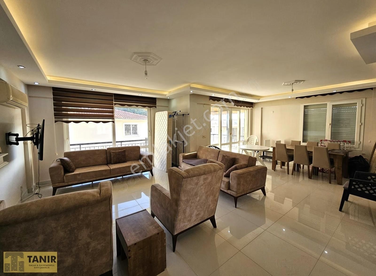 Kuşadası Sogucak Mevkiinde Site İcinde Tek Müstakil 4+1 Villa - Görsel 2