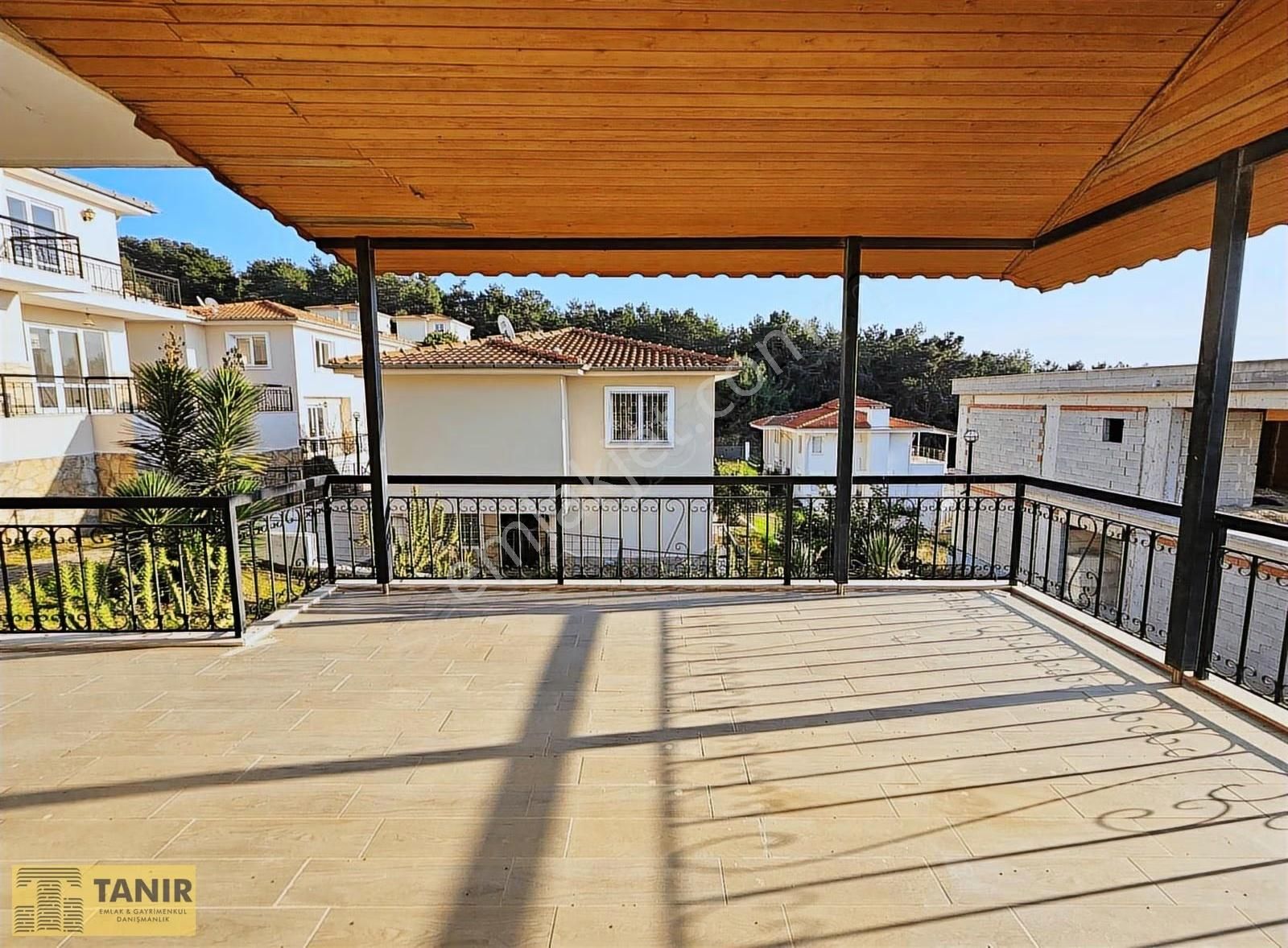 Kuşadası Sogucak Mevkiinde Site İcinde Tek Müstakil 4+1 Villa - Görsel 4